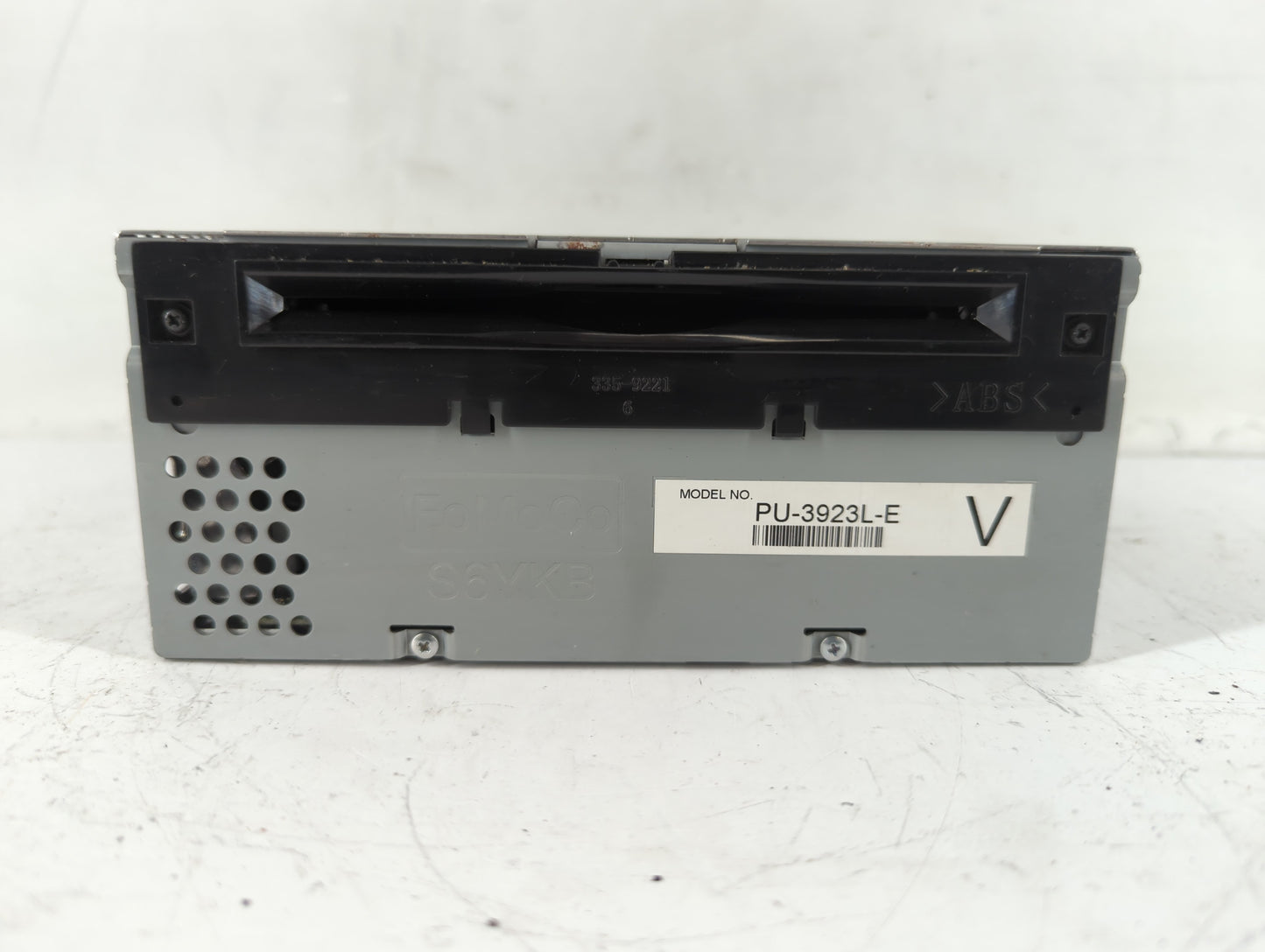 2018 Ford Explorer Radio AM FM Cd Player Receiver Replacement P/N:JB5T-19C107-CB Fits OEM Used Auto Parts - Oemusedautoparts