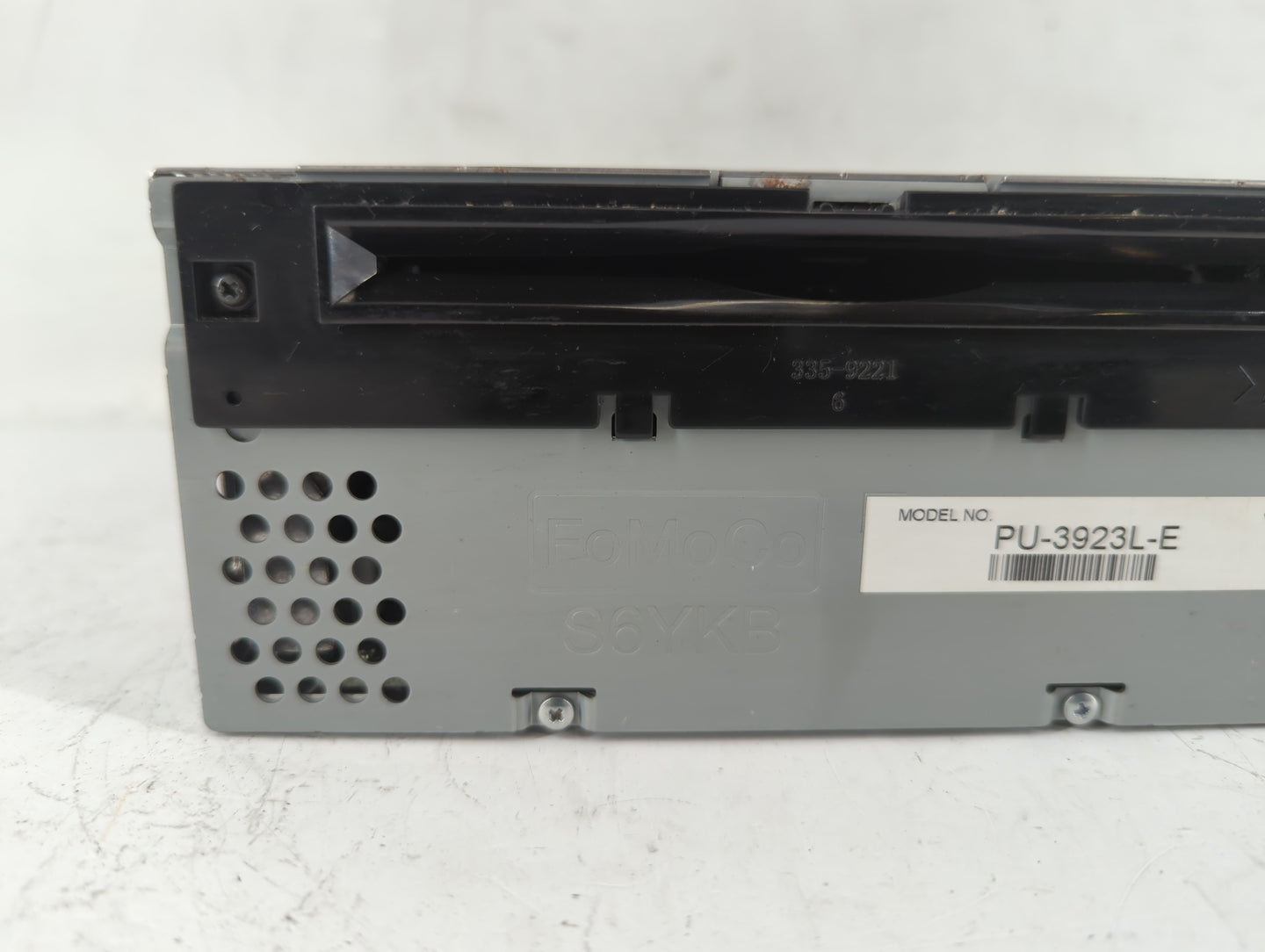2018 Ford Explorer Radio AM FM Cd Player Receiver Replacement P/N:JB5T-19C107-CB Fits OEM Used Auto Parts - Oemusedautoparts