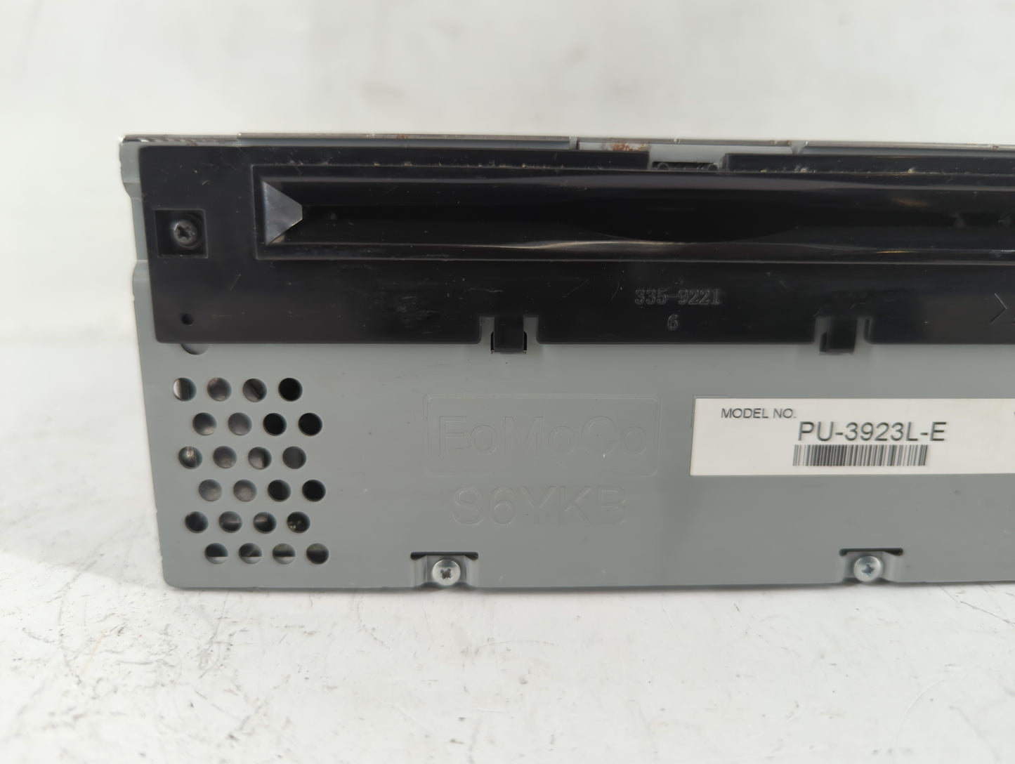 2018 Ford Explorer Radio AM FM Cd Player Receiver Replacement P/N:JB5T-19C107-CB Fits OEM Used Auto Parts - Oemusedautoparts