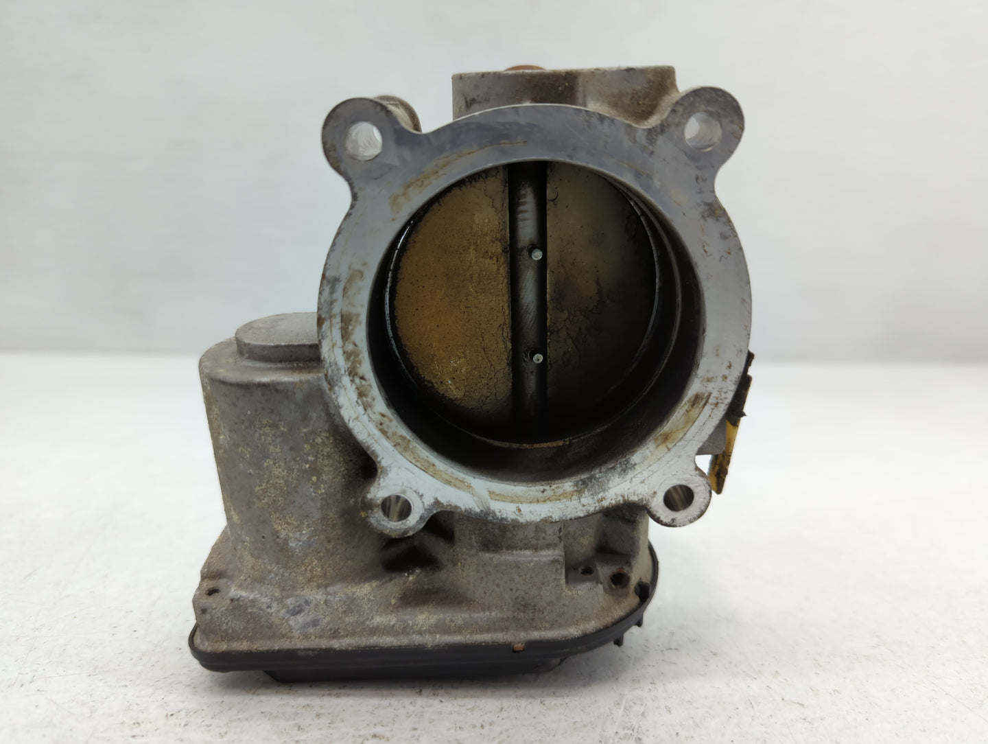 2011-2019 Ford Explorer Throttle Body P/N:AT4E-9F991-EL Fits Fits 2011 2012 2013 2014 2015 2016 2017 2018 2019 OEM Used Auto