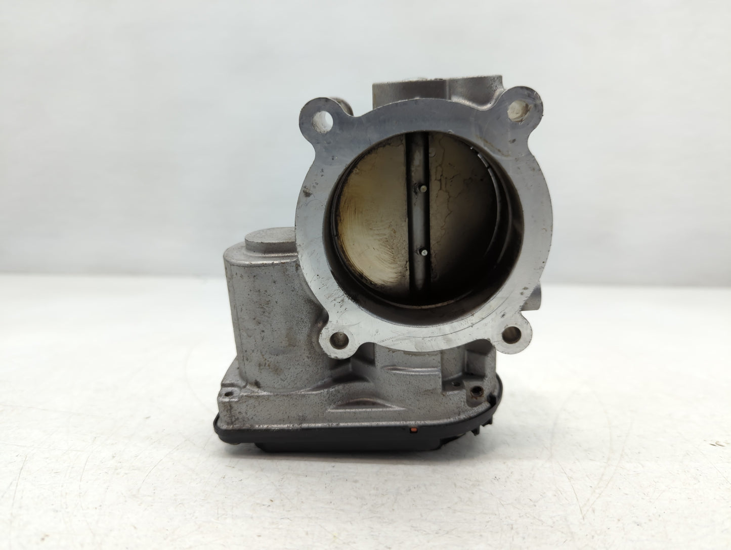 2011-2019 Ford Explorer Throttle Body P/N:AT4E-9F991-EL Fits Fits 2011 2012 2013 2014 2015 2016 2017 2018 2019 OEM Used Auto