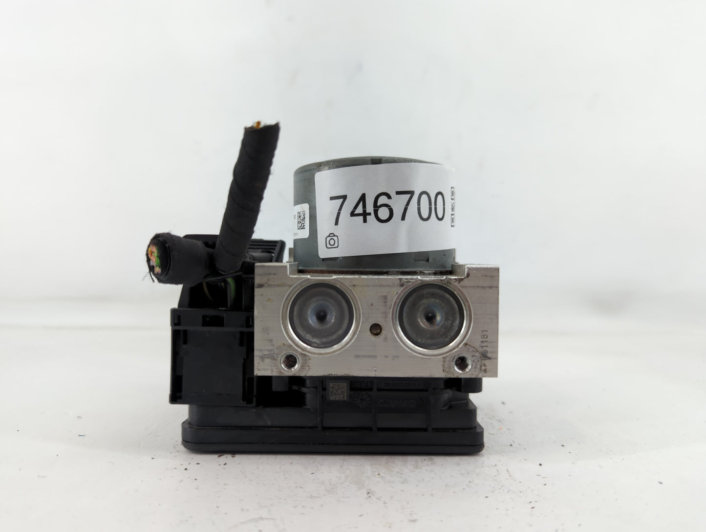 2018 Ford Explorer ABS Pump Control Module Replacement P/N:HB53-2C405-AC Fits OEM Used Auto Parts - Oemusedautoparts1.com