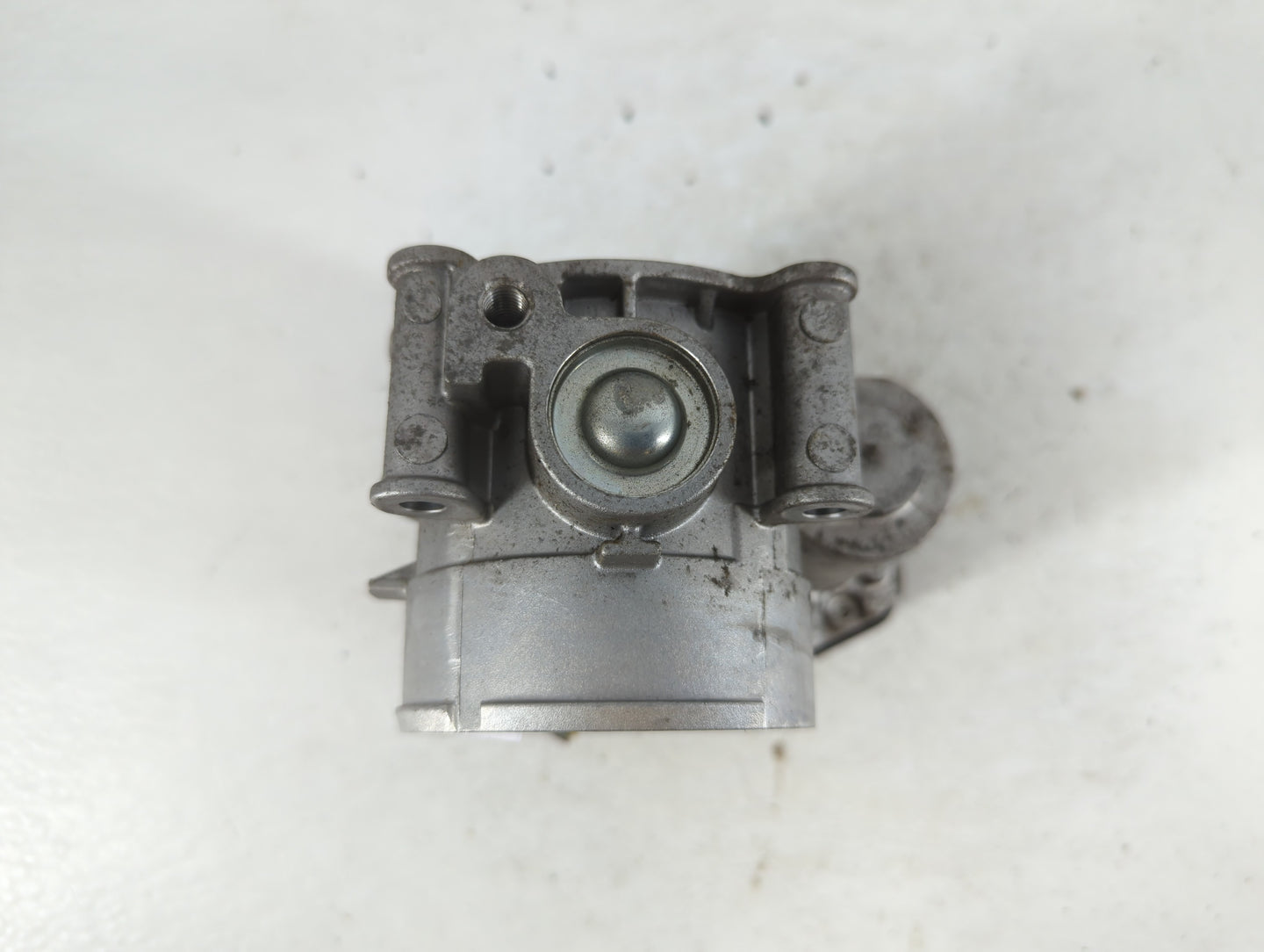 2011-2019 Ford Explorer Throttle Body P/N:182064006935 AT4E-9F991-EL Fits Fits 2011 2012 2013 2014 2015 2016 2017 2018 2019 