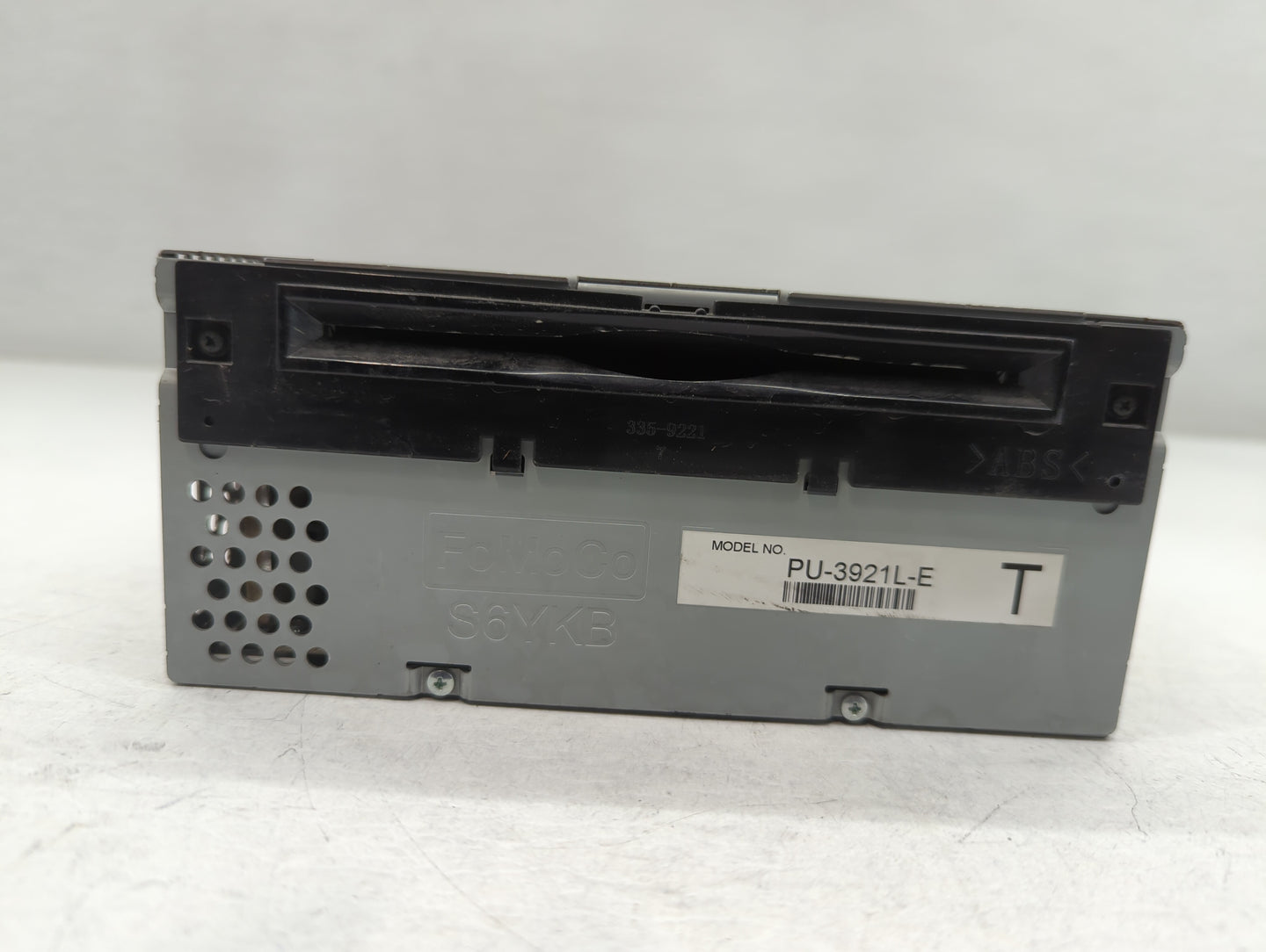 2018 Ford Explorer Radio AM FM Cd Player Receiver Replacement P/N:JB5T-19C107-AB Fits OEM Used Auto Parts - Oemusedautoparts