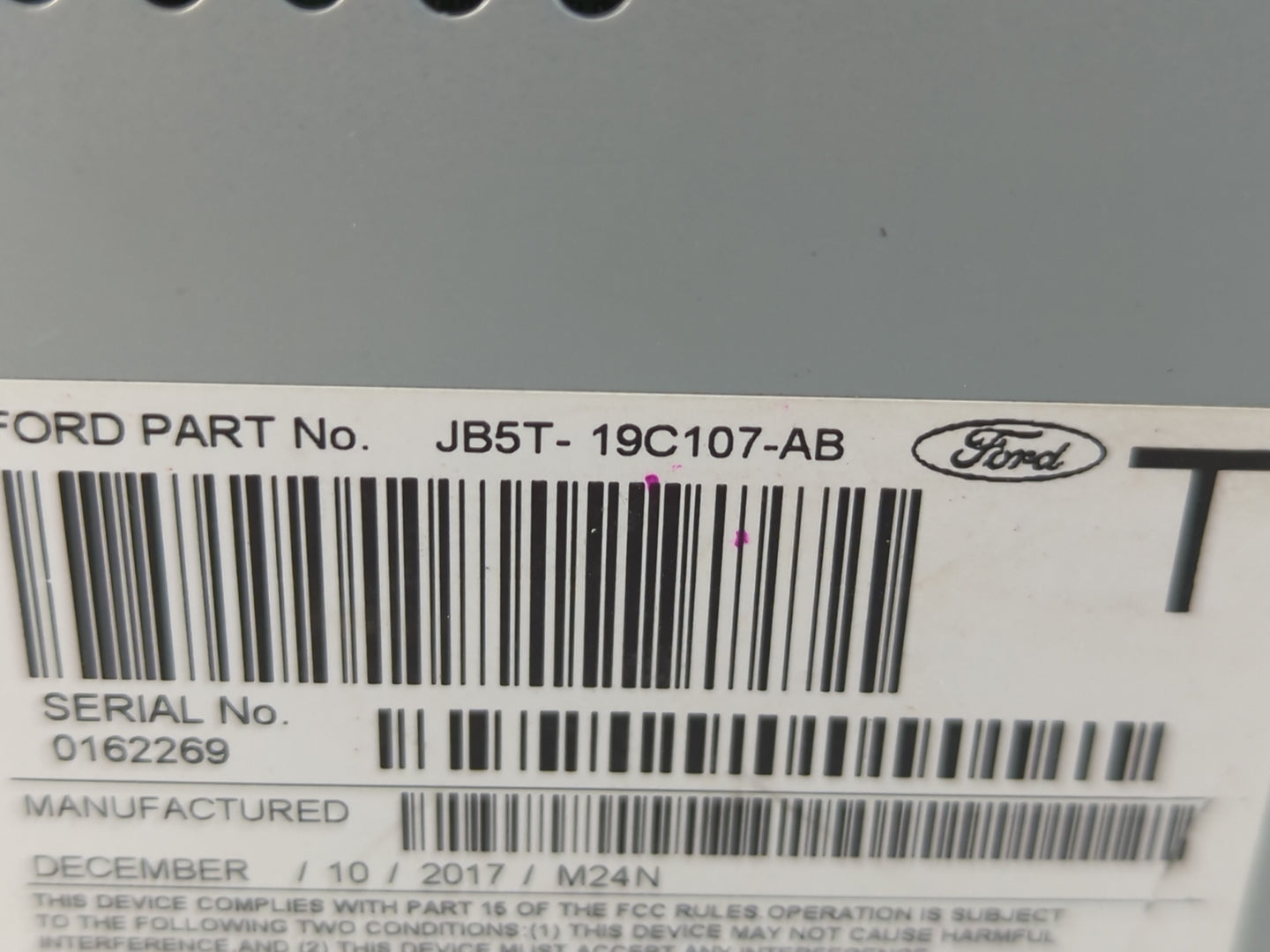 2018 Ford Explorer Radio AM FM Cd Player Receiver Replacement P/N:JB5T-19C107-AB Fits OEM Used Auto Parts - Oemusedautoparts