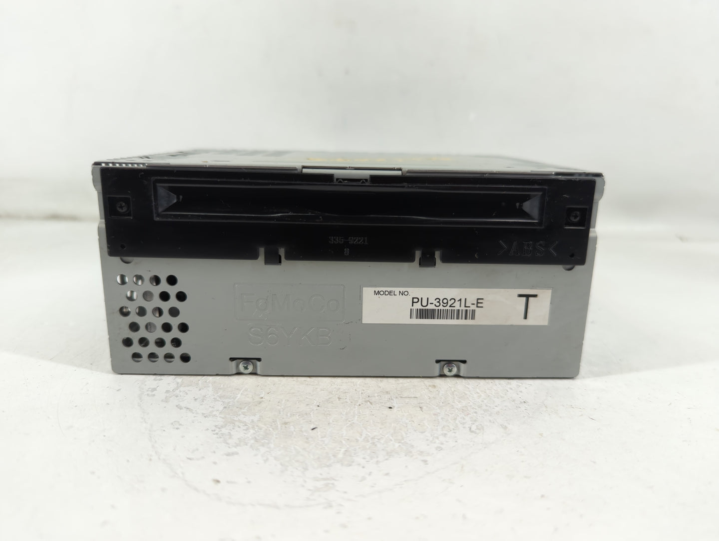 2018 Ford Explorer Radio AM FM Cd Player Receiver Replacement P/N:JB5T-19C107-AB Fits OEM Used Auto Parts - Oemusedautoparts