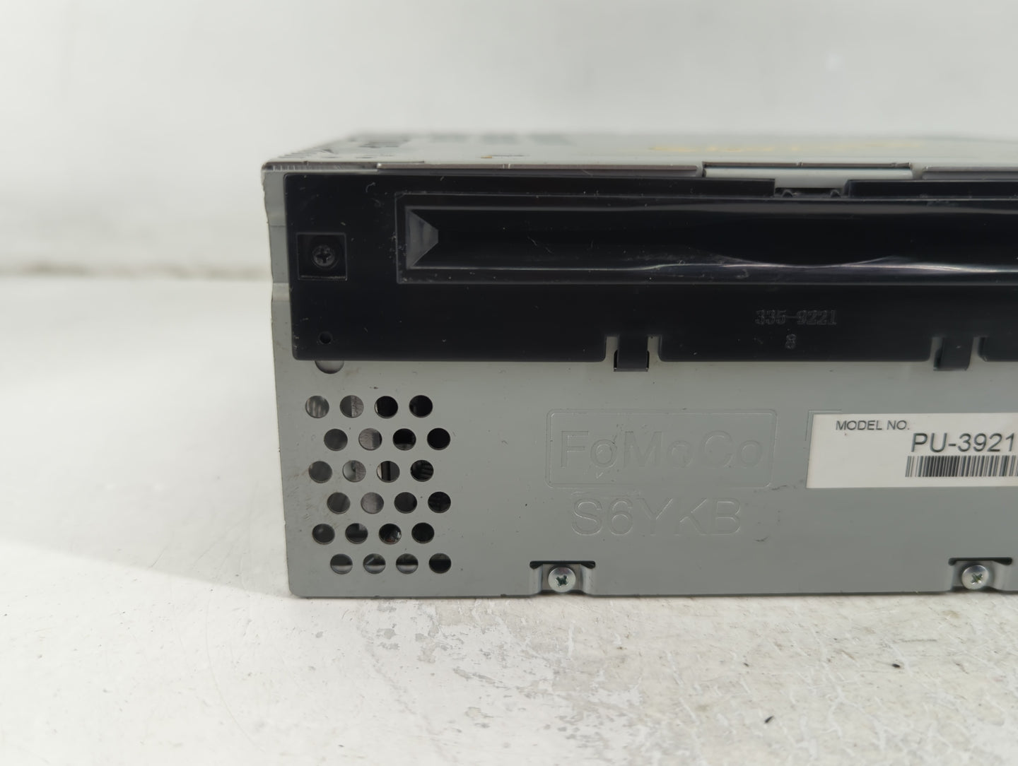 2018 Ford Explorer Radio AM FM Cd Player Receiver Replacement P/N:JB5T-19C107-AB Fits OEM Used Auto Parts - Oemusedautoparts