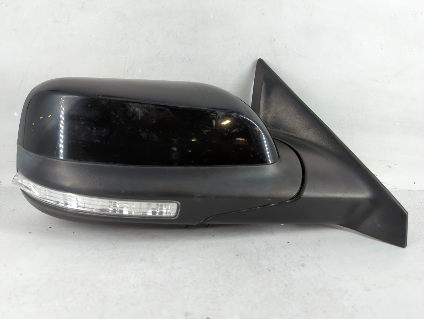 2016-2018 Ford Explorer Passenger Side View Mirror - Right Door Mirror OEM Used - Oemusedautoparts1.com