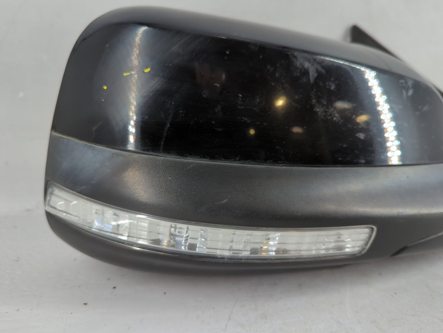 2016-2018 Ford Explorer Passenger Side View Mirror - Right Door Mirror OEM Used - Oemusedautoparts1.com