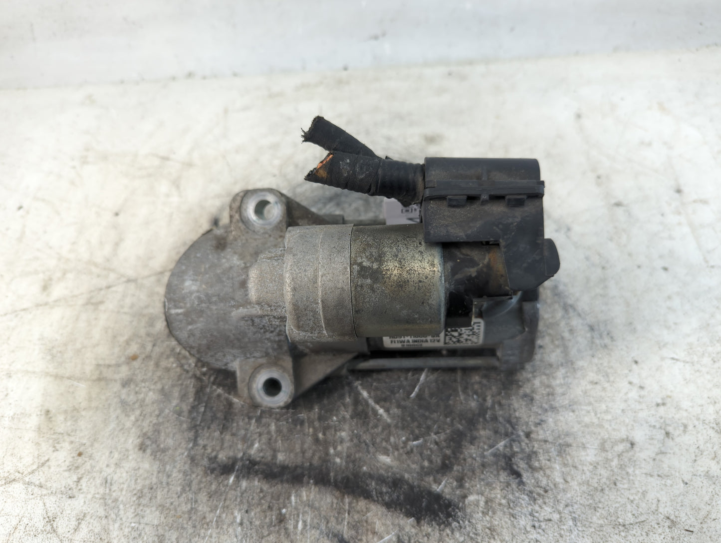 2011-2019 Ford Explorer Car Starter Motor Solenoid OEM P/N:HD9T-11000-BA Fits OEM Used Auto Parts - Oemusedautoparts1.com