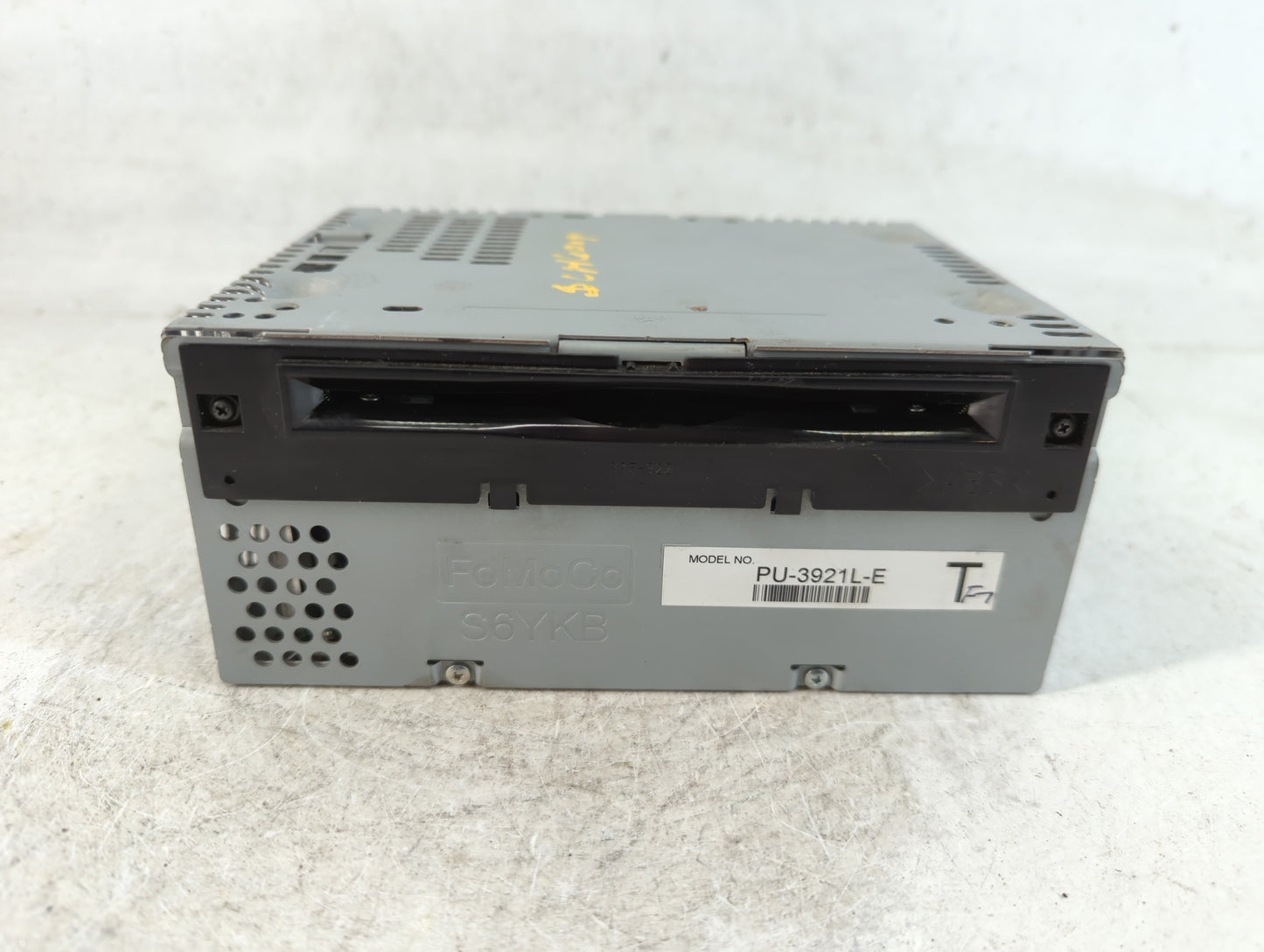 2018 Ford Explorer Radio AM FM Cd Player Receiver Replacement P/N:JB5T-19C107-AB Fits OEM Used Auto Parts - Oemusedautoparts