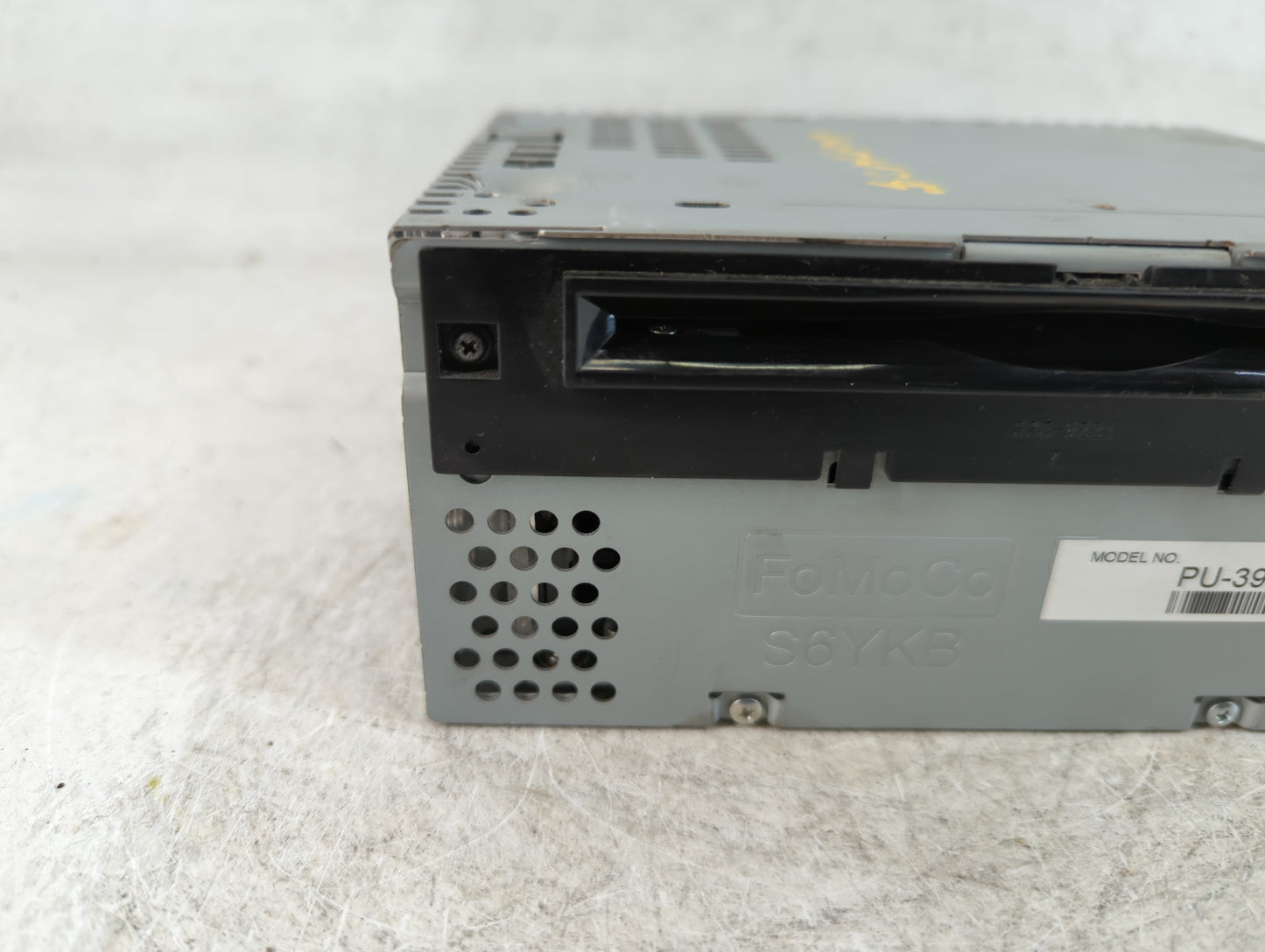 2018 Ford Explorer Radio AM FM Cd Player Receiver Replacement P/N:JB5T-19C107-AB Fits OEM Used Auto Parts - Oemusedautoparts