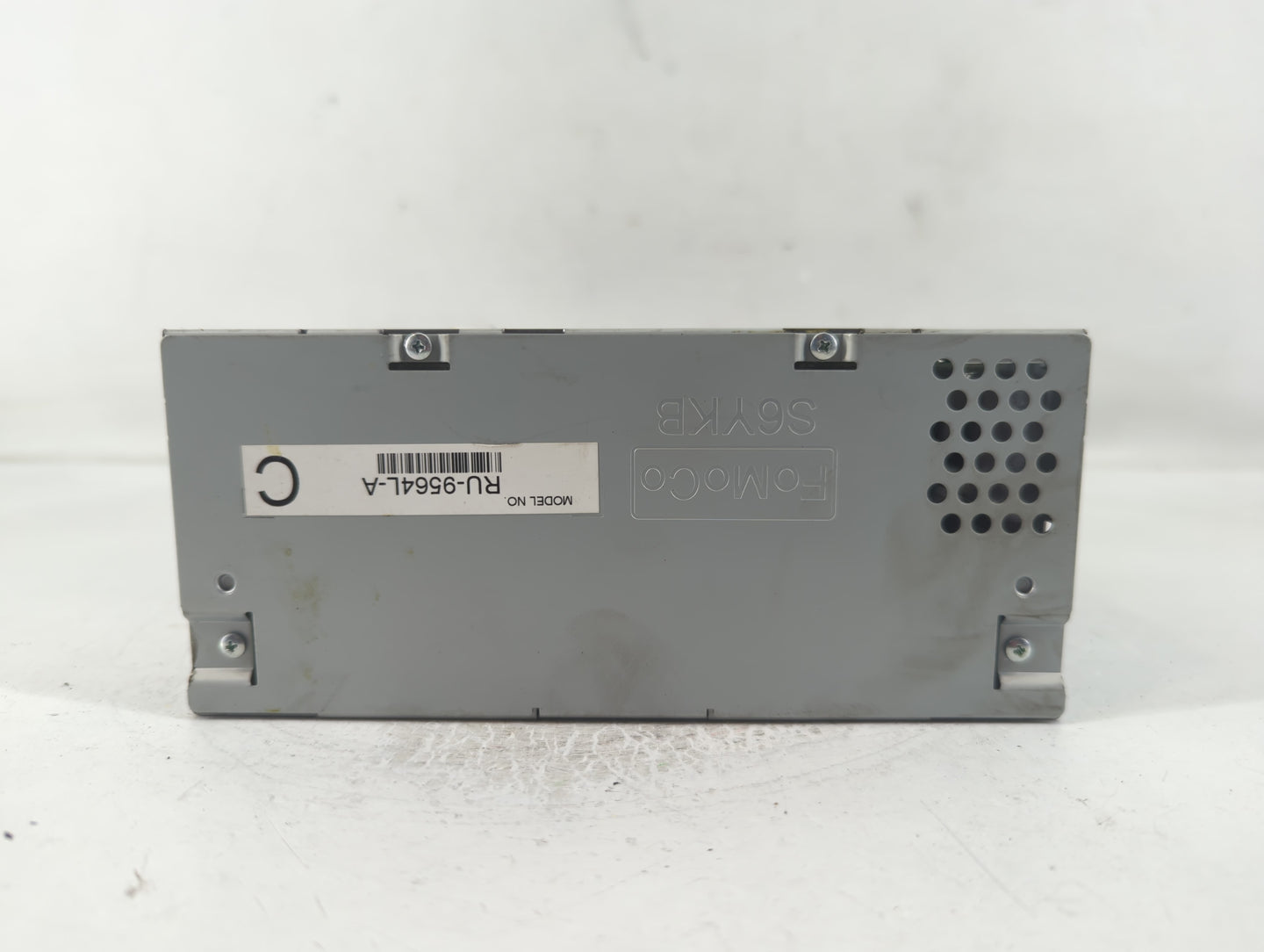2018 Ford Explorer Radio AM FM Cd Player Receiver Replacement P/N:JB5T-18D832-AB Fits OEM Used Auto Parts - Oemusedautoparts