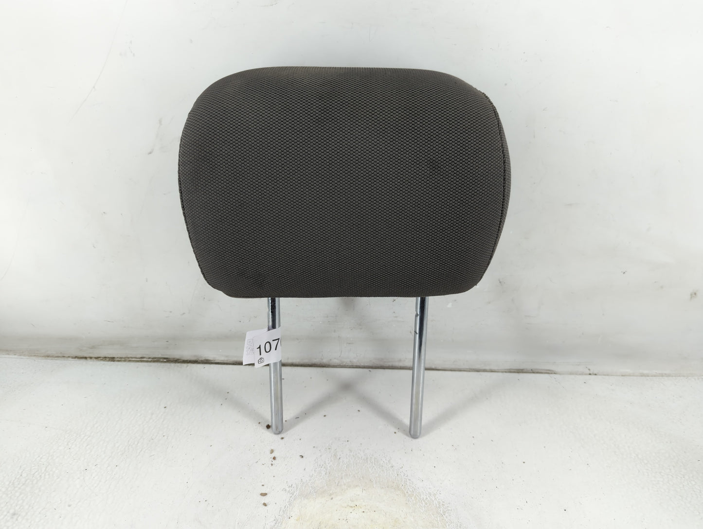 2018-2020 Ford F-150 Headrest Head Rest Rear Seat Fits Fits 2018 2019 2020 OEM Used Auto Parts - Oemusedautoparts1.com