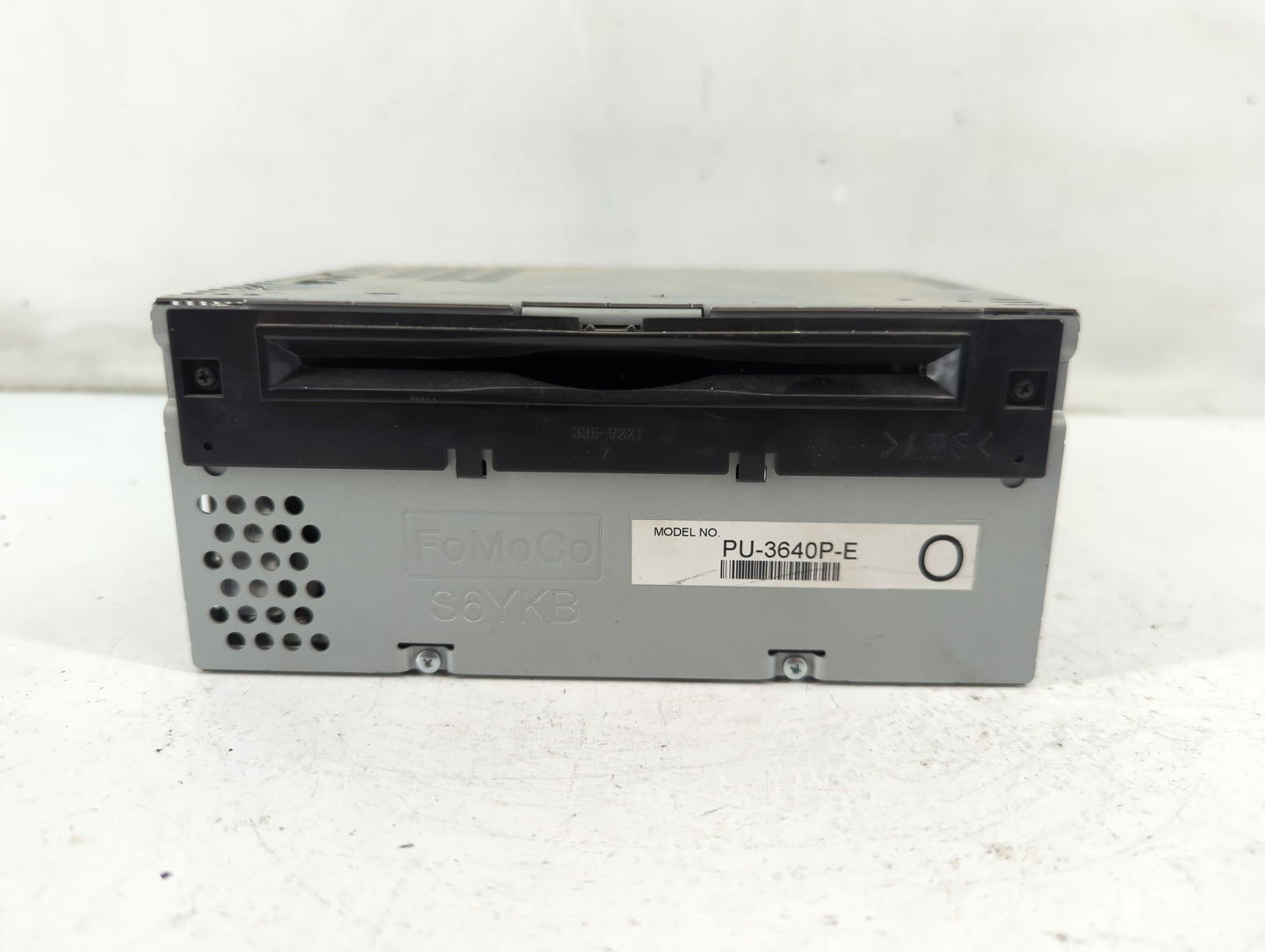 2017-2018 Ford F-150 Radio AM FM Cd Player Receiver Replacement P/N:HL3T-19C107-BC Fits Fits 2017 2018 OEM Used Auto Parts -