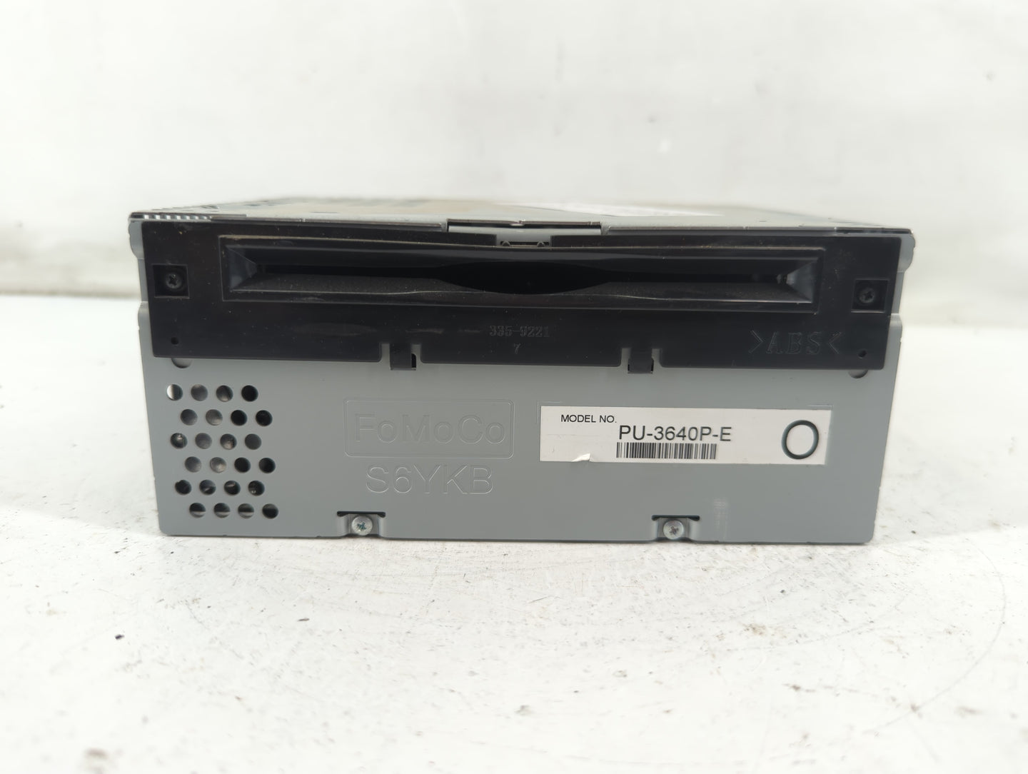 2017-2018 Ford F-150 Radio AM FM Cd Player Receiver Replacement P/N:HL3T-19C107-BC Fits Fits 2017 2018 OEM Used Auto Parts -