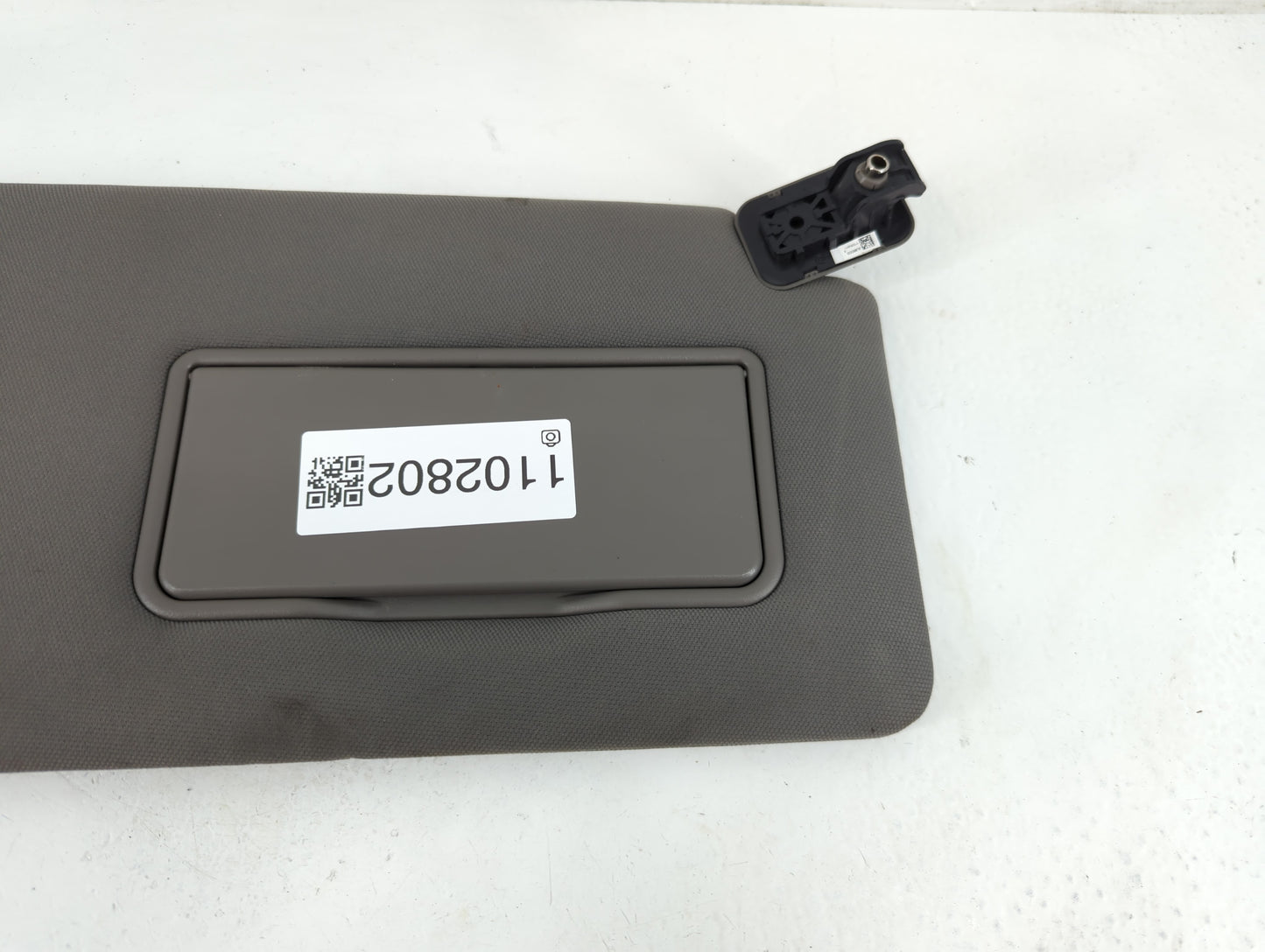 2018-2020 Ford F-150 Sun Visor Shade Replacement Passenger Right Mirror Fits Fits 2018 2019 2020 OEM Used Auto Parts - Oemus