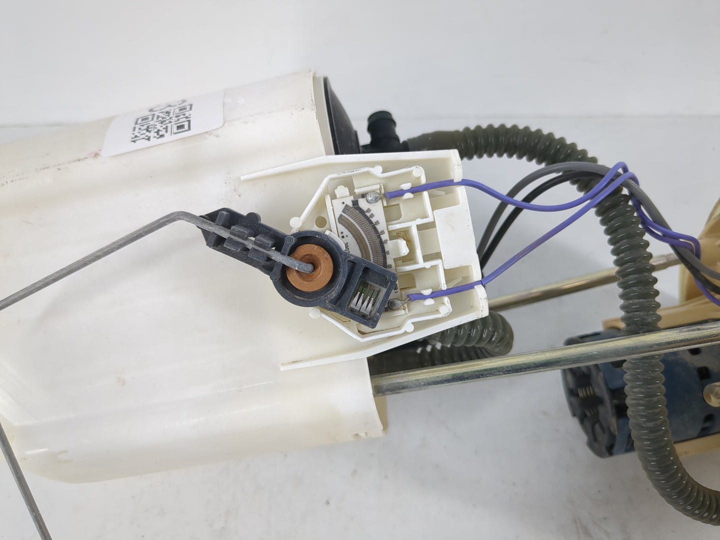 2015-2020 Ford F-150 Electrical Gas Fuel Pump Assembly - Oemusedautoparts1.com