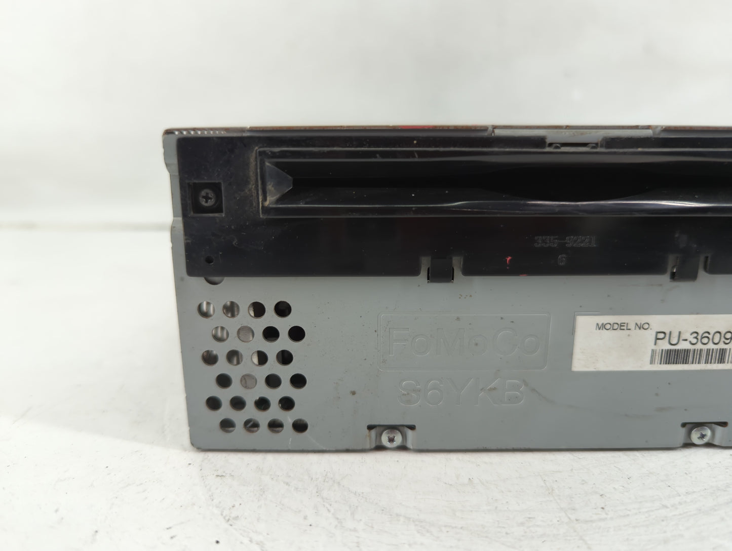 2017-2018 Ford F-150 Radio AM FM Cd Player Receiver Replacement P/N:JL3T-19C107-AA Fits Fits 2017 2018 OEM Used Auto Parts -
