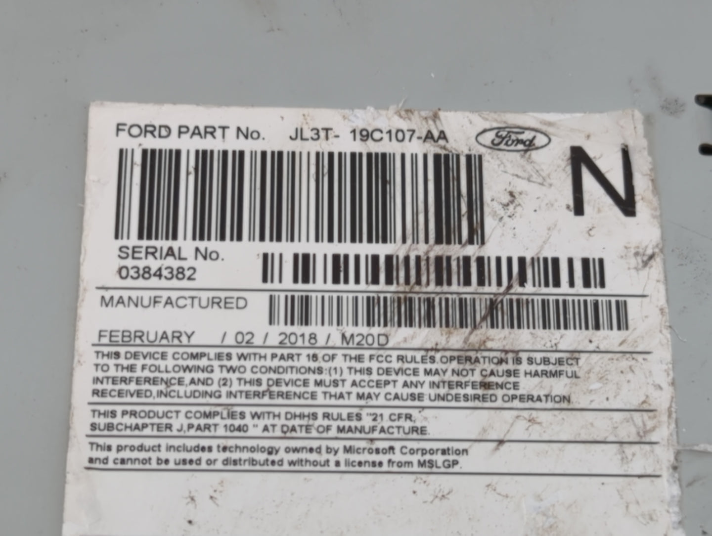 2017-2018 Ford F-150 Radio AM FM Cd Player Receiver Replacement P/N:JL3T-19C107-AA Fits Fits 2017 2018 OEM Used Auto Parts -