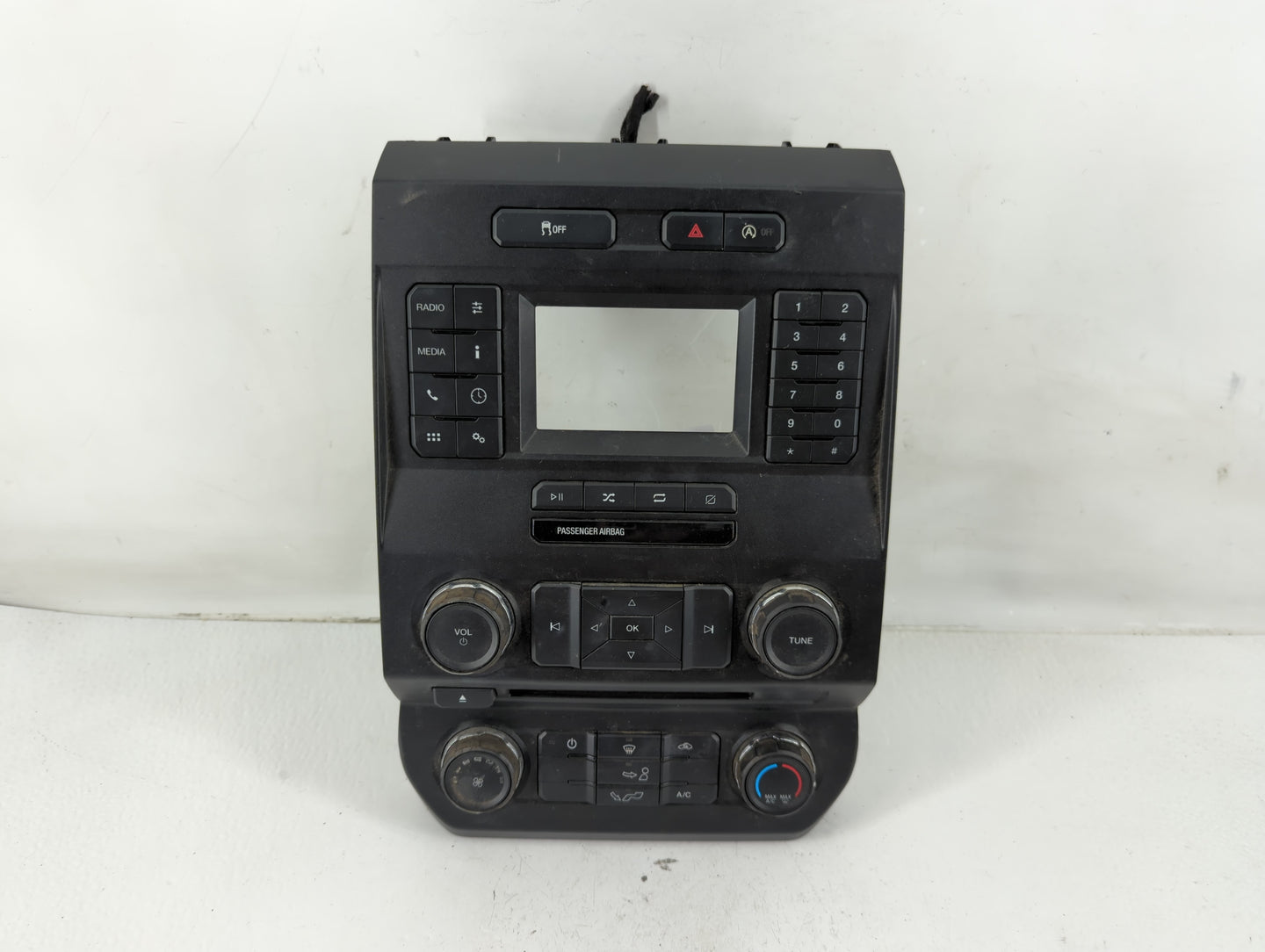 2018 Ford F-150 Radio AM FM Cd Player Receiver Replacement P/N:JL3T-18E243-BSH Fits OEM Used Auto Parts - Oemusedautoparts1.