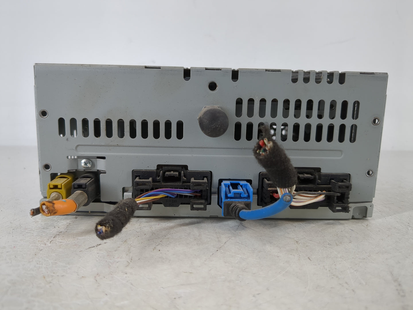 2018 Ford F-150 Radio AM FM Cd Player Receiver Replacement P/N:JL3T-19C107-CG Fits OEM Used Auto Parts - Oemusedautoparts1.c