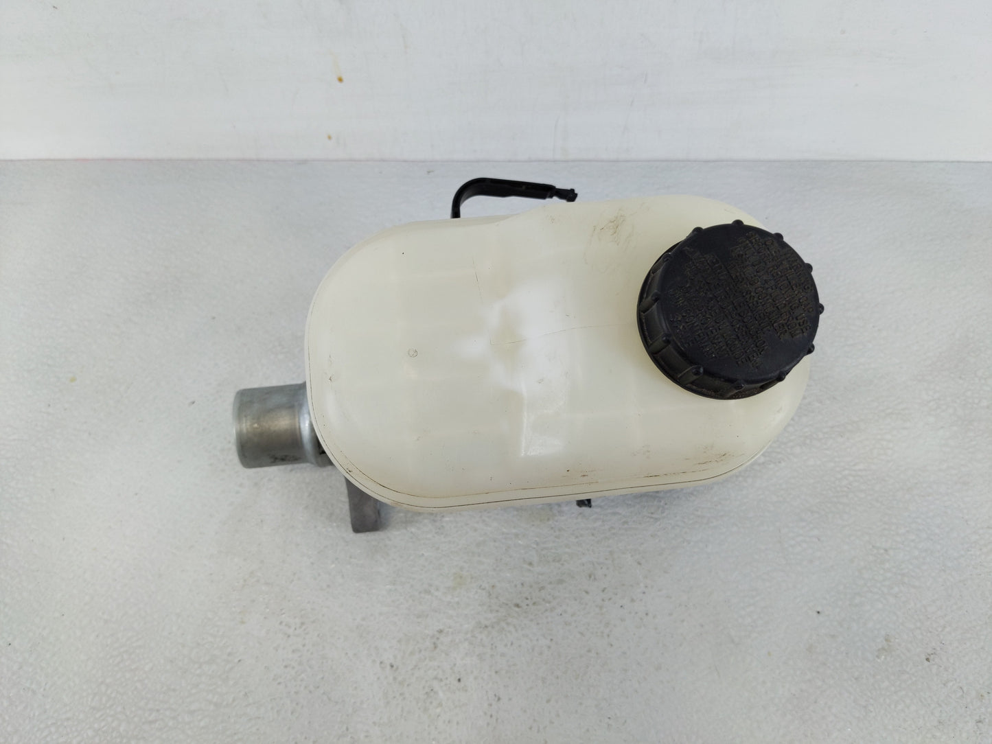 2018-2020 Ford F-150 Brake Master Cylinder 1157262 - Oemusedautoparts1.com
