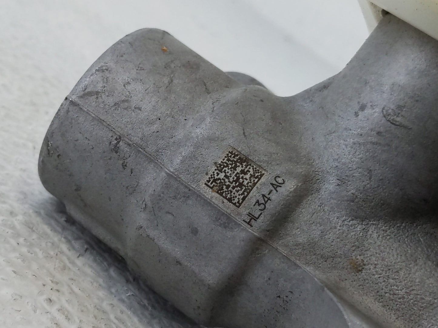 2018-2020 Ford F-150 Brake Master Cylinder 1157262 - Oemusedautoparts1.com
