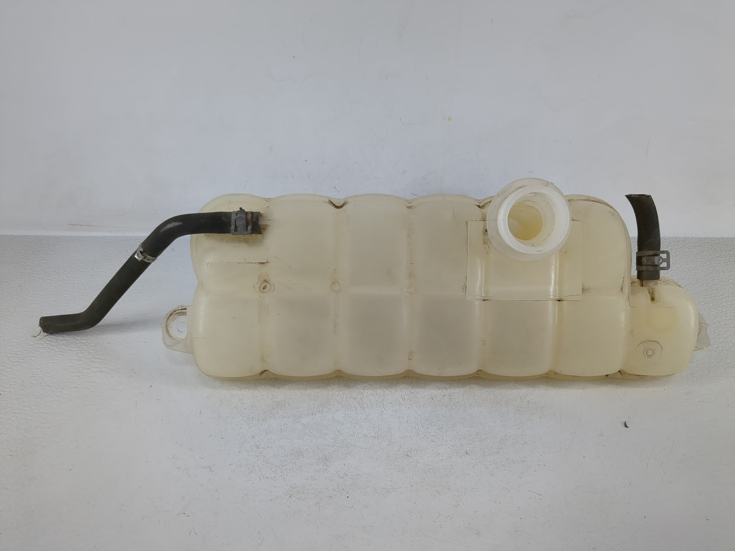 Ford F-150 Windshield Washer Fluid Reservoir Bottle Oem - Oemusedautoparts1.com