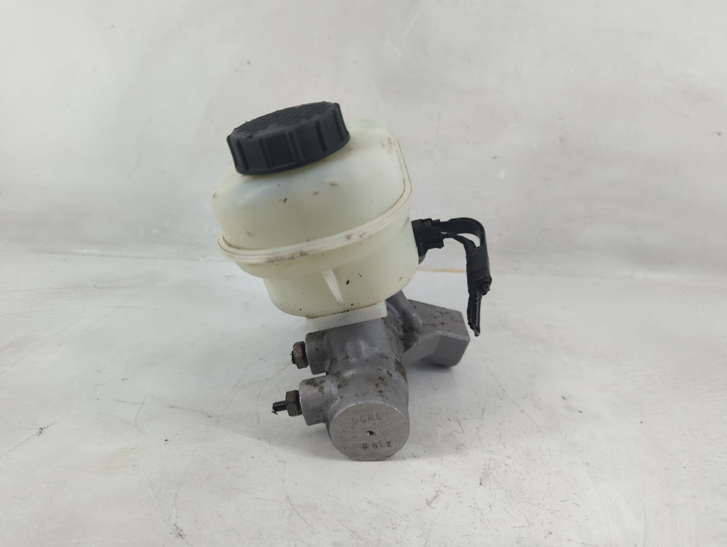 2018-2020 Ford F-150 Brake Master Cylinder - Oemusedautoparts1.com