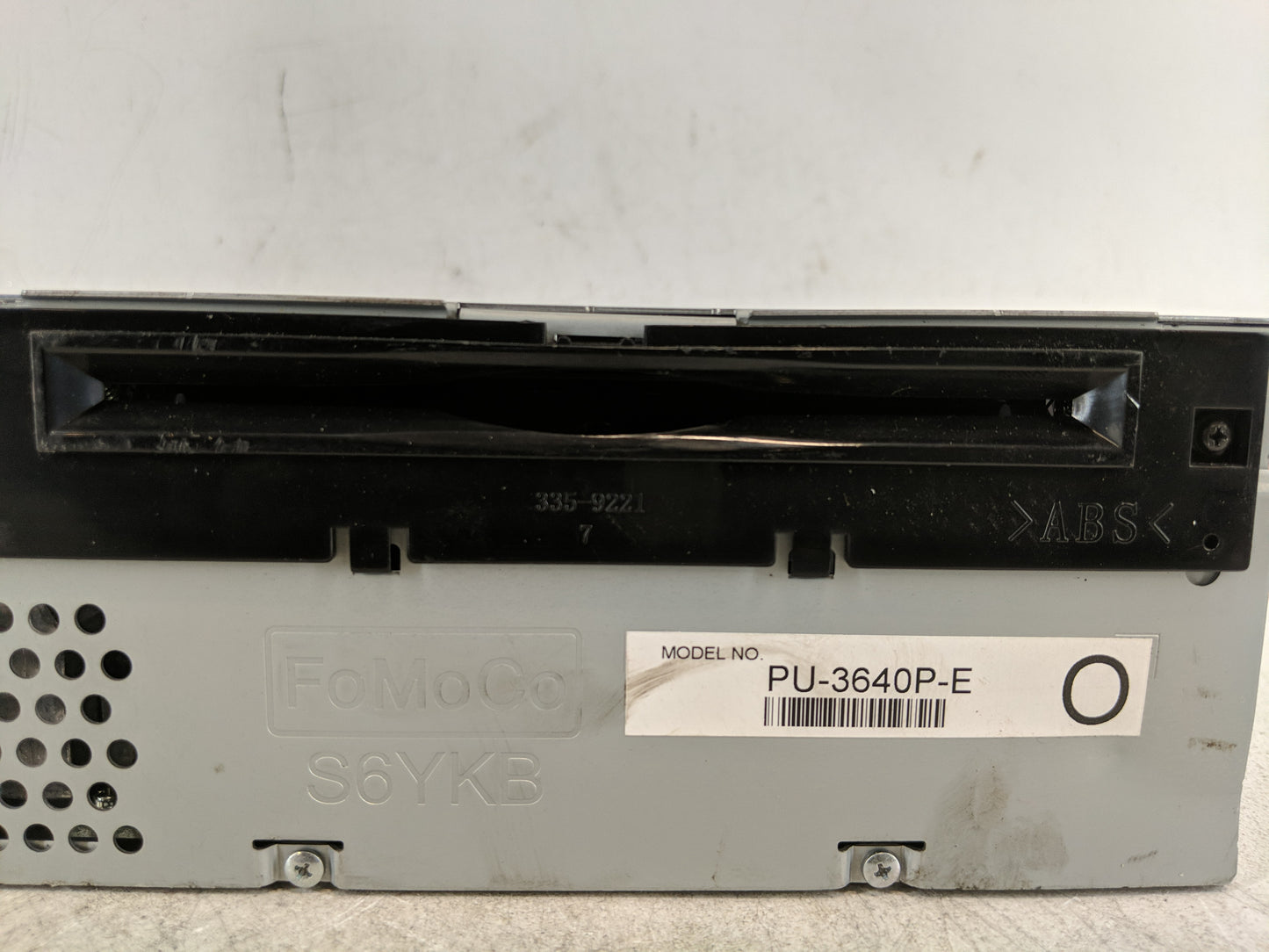 2017-2018 Ford F-150 Radio AM FM Cd Player Receiver Replacement P/N:HL3T-19C107-BC Fits Fits 2017 2018 OEM Used Auto Parts -