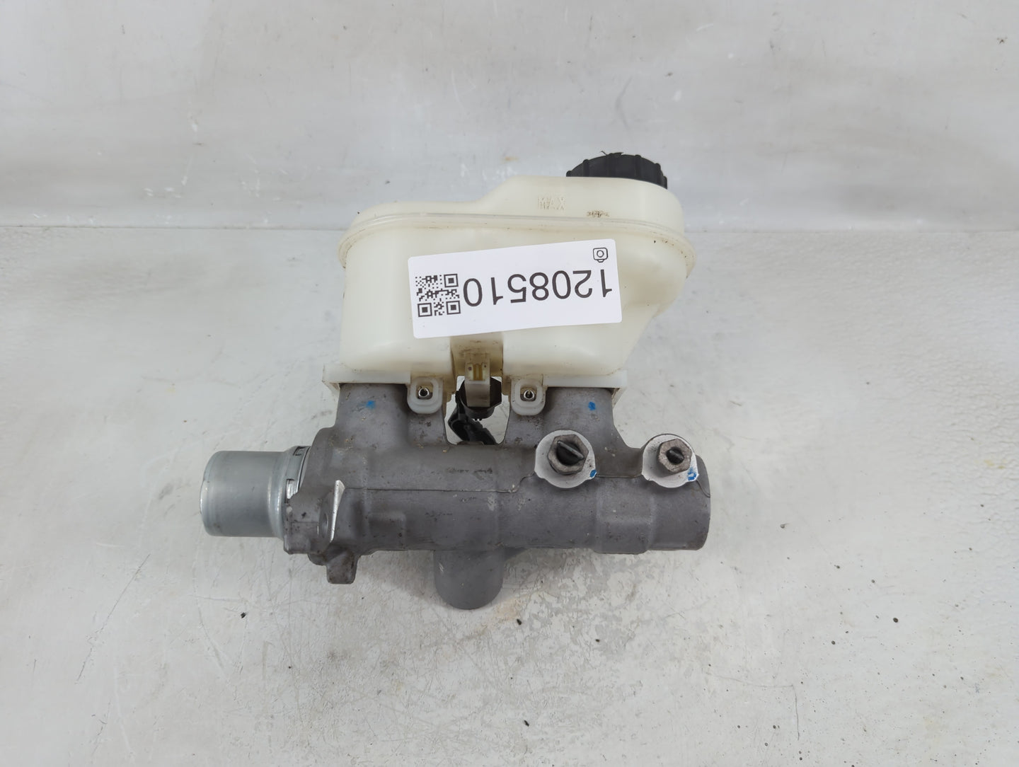 2018-2020 Ford F-150 Brake Master Cylinder - Oemusedautoparts1.com
