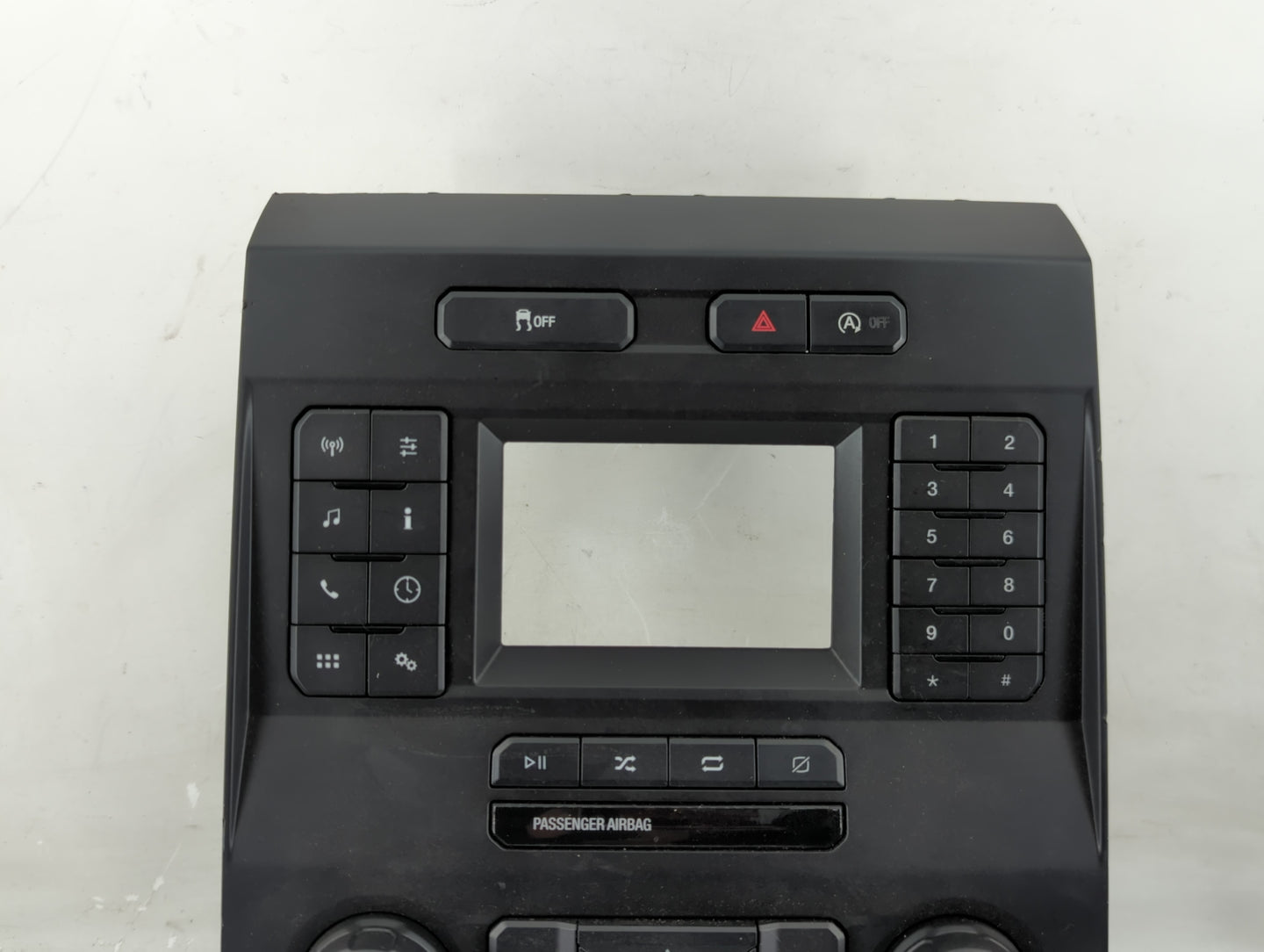 2018 Ford F-150 Radio AM FM Cd Player Receiver Replacement P/N:JL3Y-18E243-BKE Fits OEM Used Auto Parts - Oemusedautoparts1.