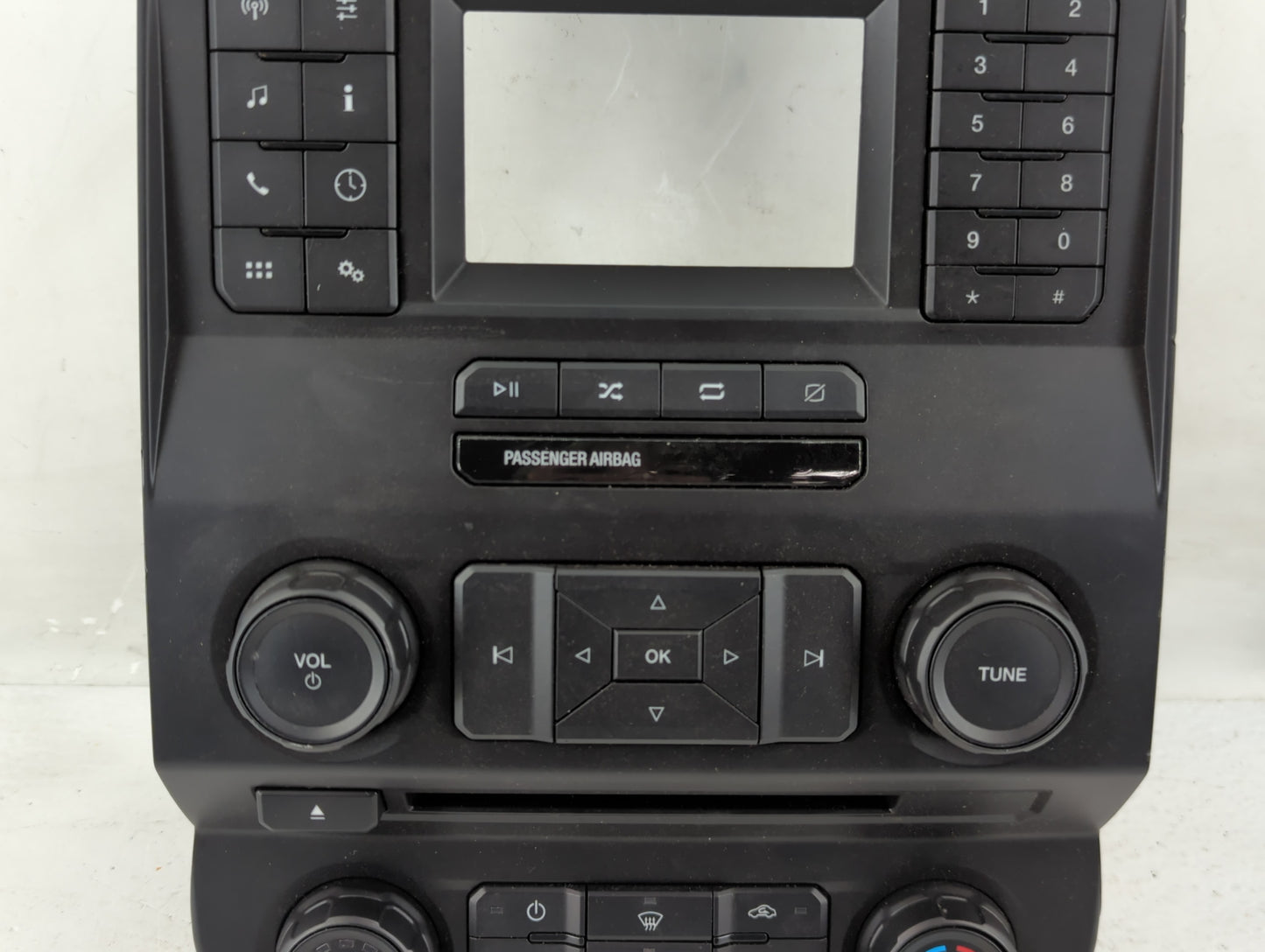 2018 Ford F-150 Radio AM FM Cd Player Receiver Replacement P/N:JL3Y-18E243-BKE Fits OEM Used Auto Parts - Oemusedautoparts1.