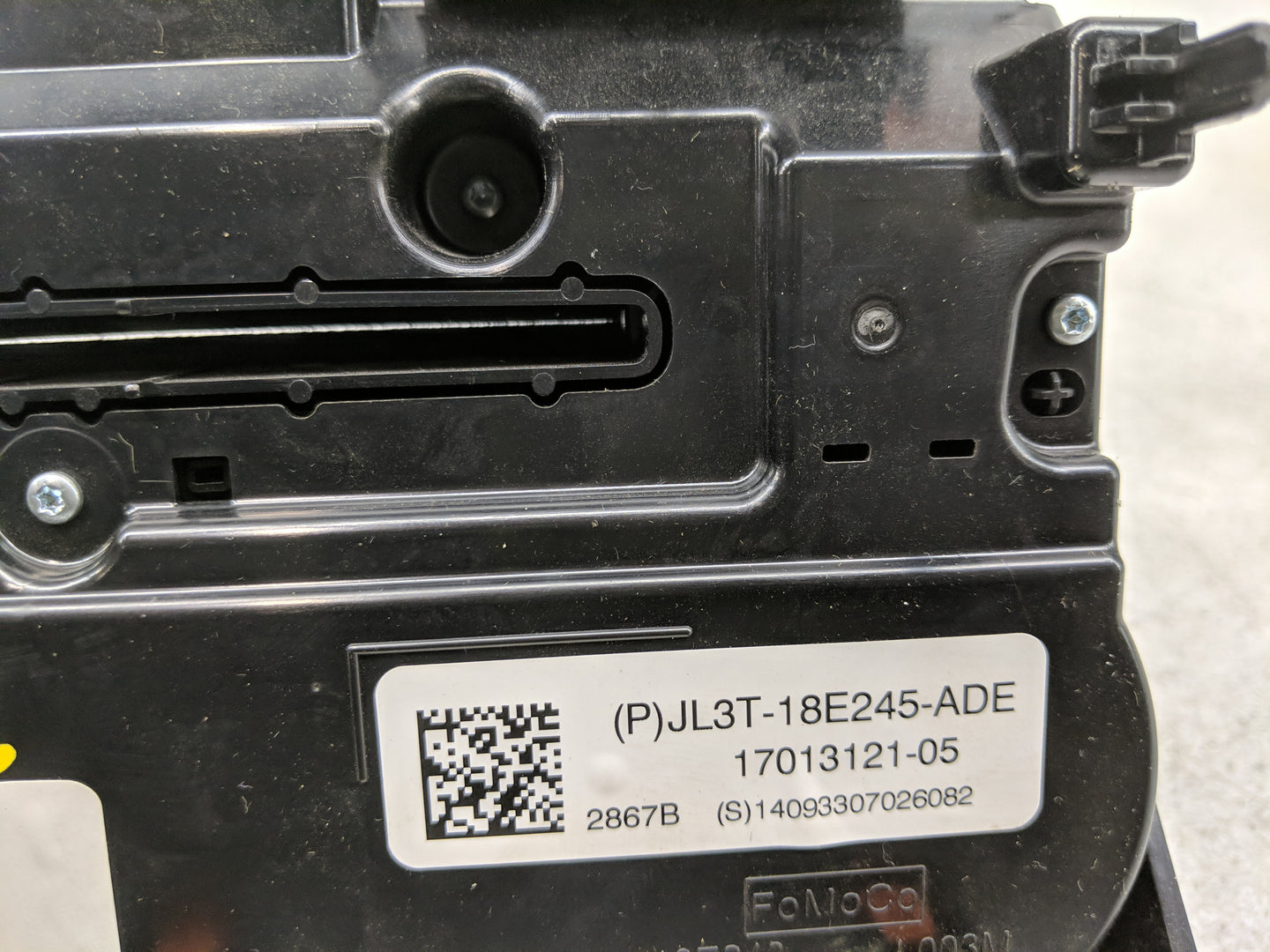 2018 Ford F-150 Radio AM FM Cd Player Receiver Replacement P/N:JL3T-18E245-ADE Fits OEM Used Auto Parts - Oemusedautoparts1.