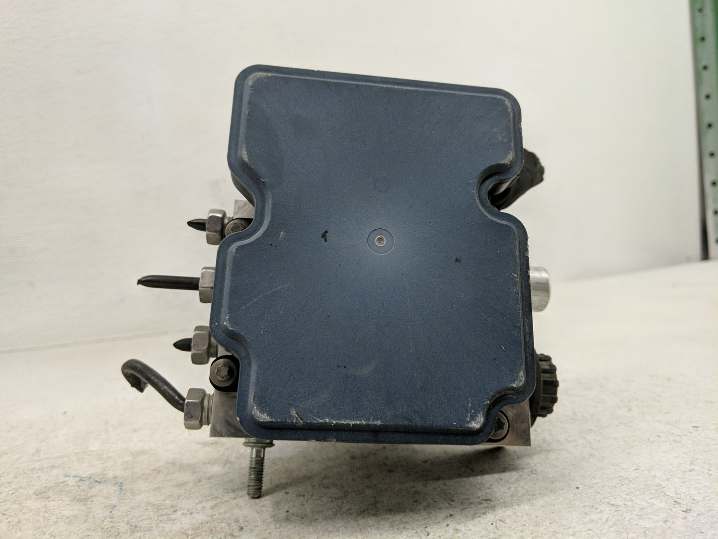 2018 Ford F-150 ABS Pump Control Module Replacement P/N:JL34-2B373-AK Fits OEM Used Auto Parts - Oemusedautoparts1.com