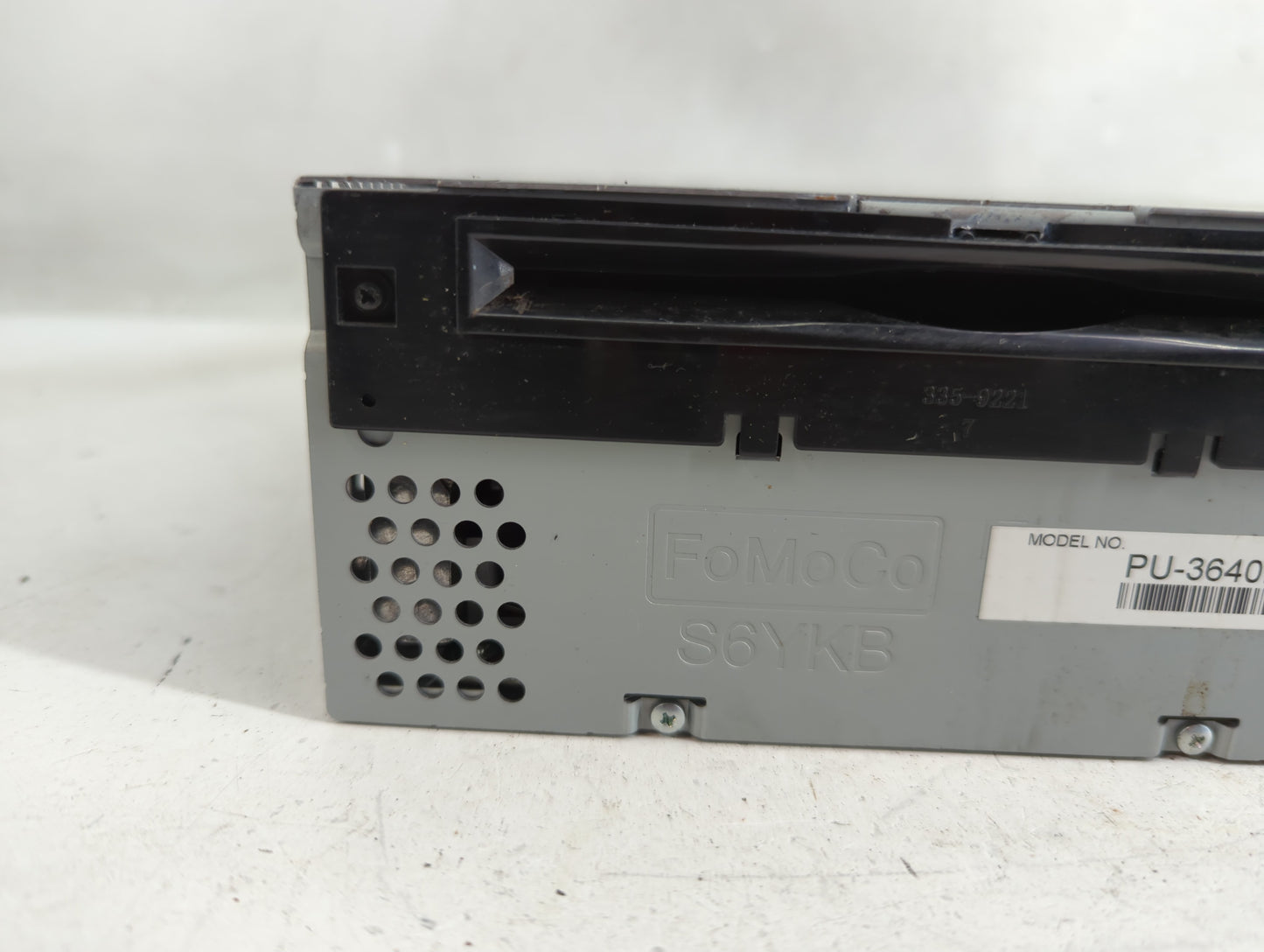 2017-2018 Ford F-150 Radio AM FM Cd Player Receiver Replacement P/N:HL3T-19C107-BC Fits Fits 2017 2018 OEM Used Auto Parts -