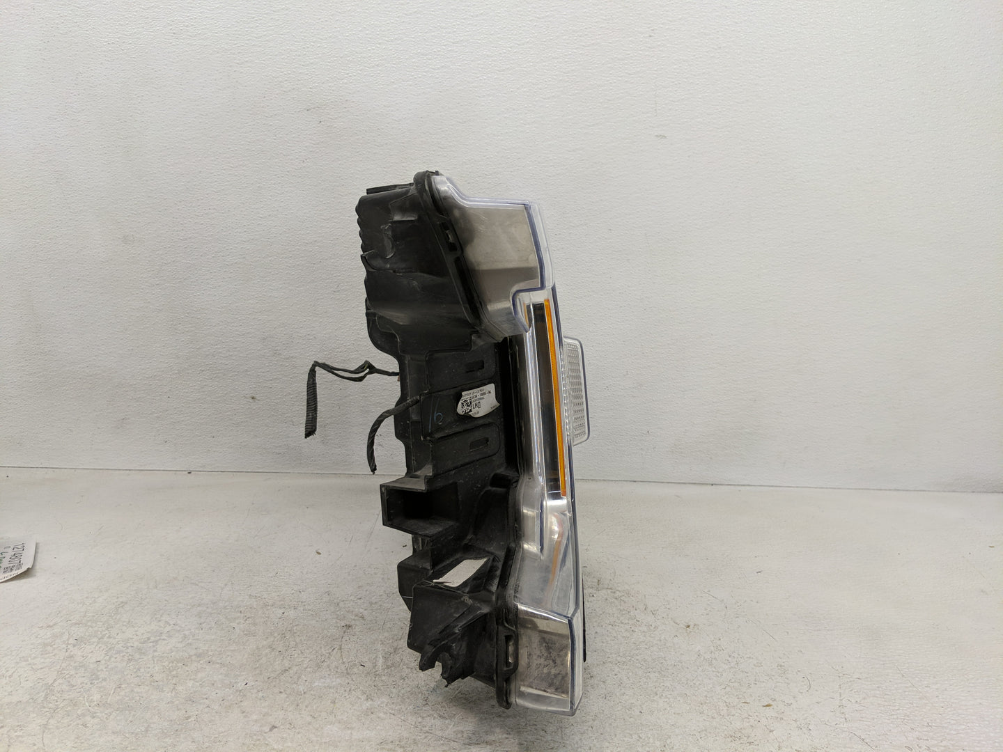 2018-2020 Ford F-150 Driver Left Oem Head Light Headlight Lamp - Oemusedautoparts1.com