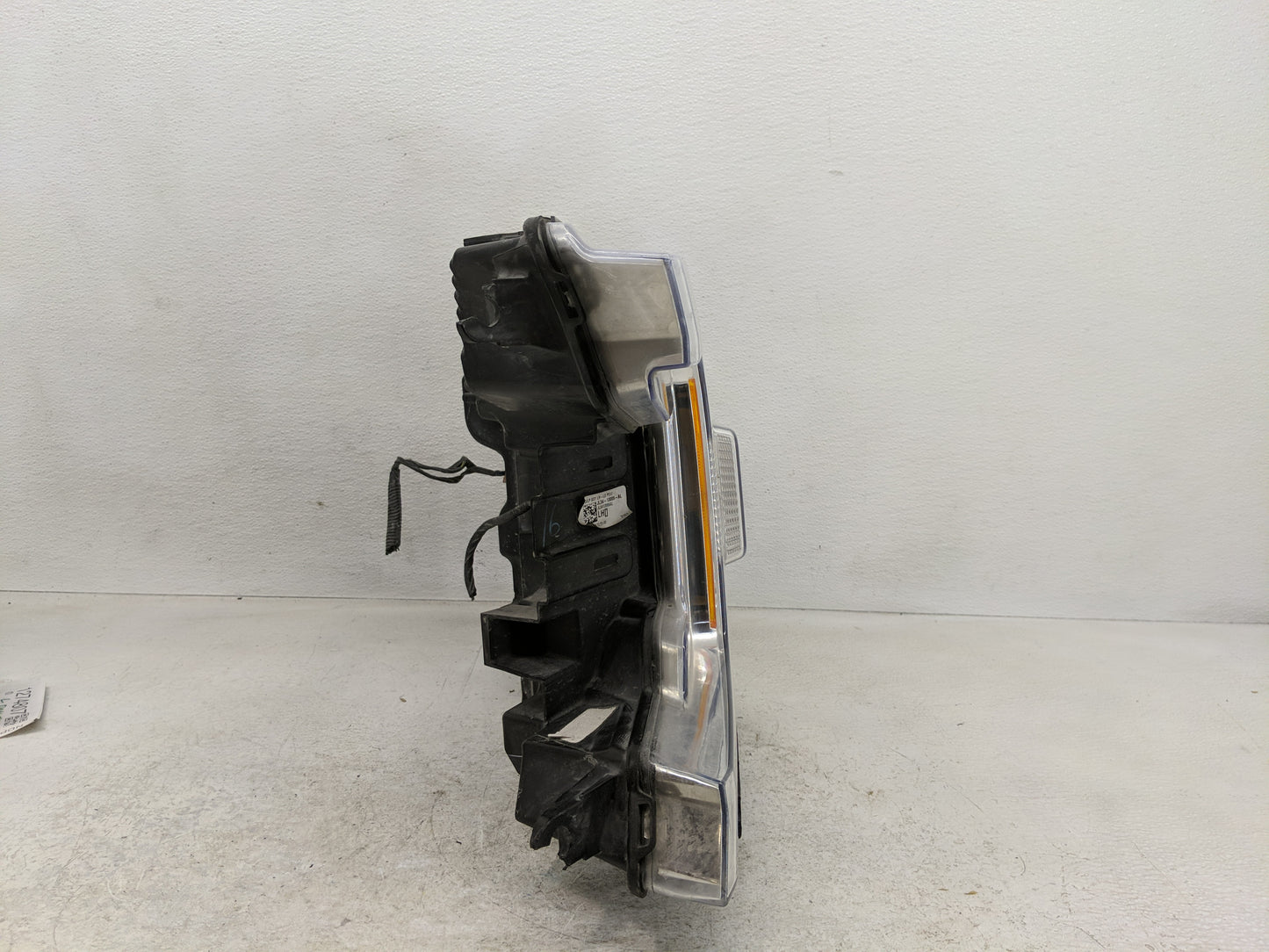 2018-2020 Ford F-150 Driver Left Oem Head Light Headlight Lamp - Oemusedautoparts1.com