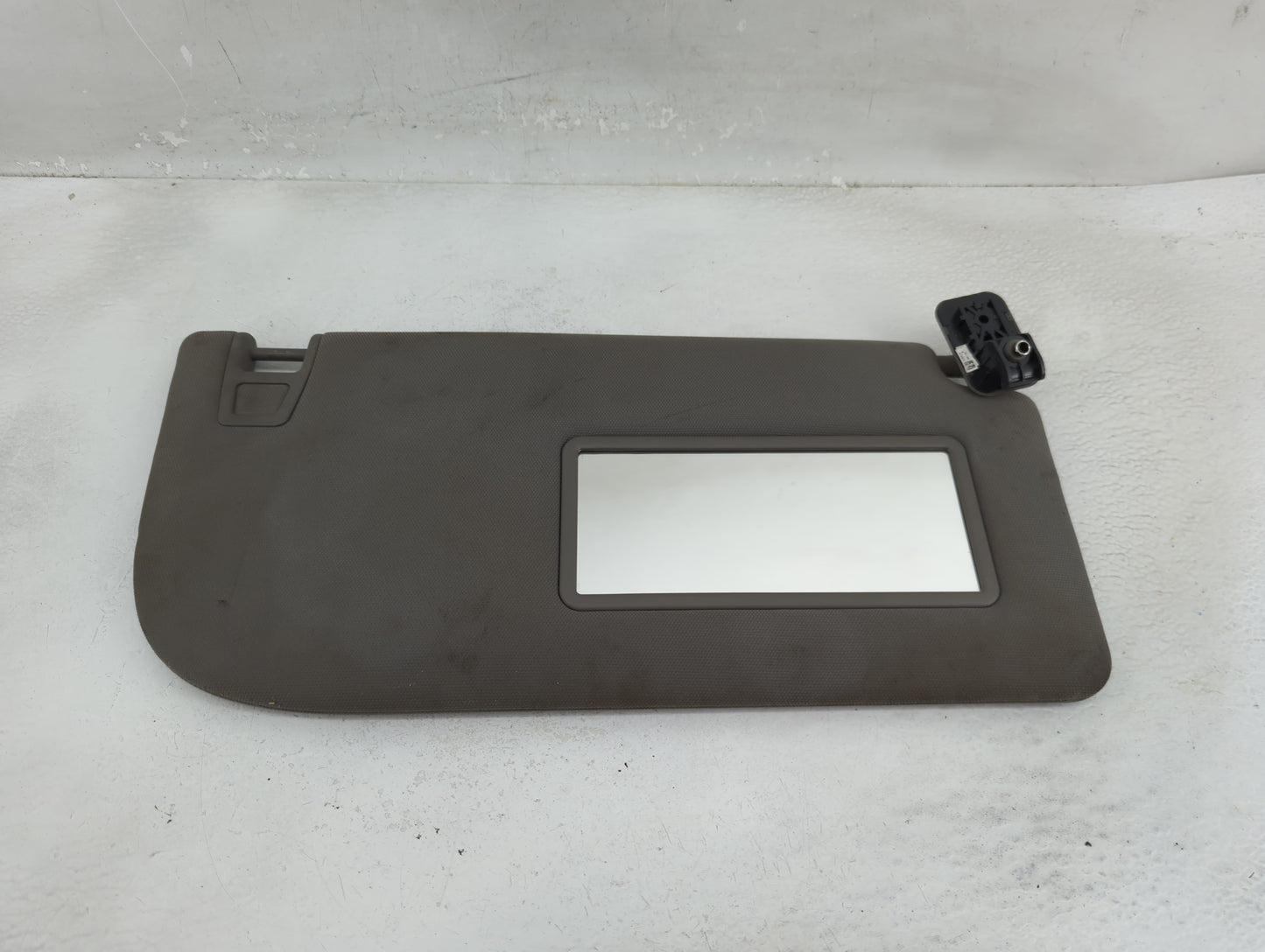 2018-2020 Ford F-150 Sun Visor Shade Replacement Passenger Right Mirror Fits Fits 2018 2019 2020 OEM Used Auto Parts - Oemus