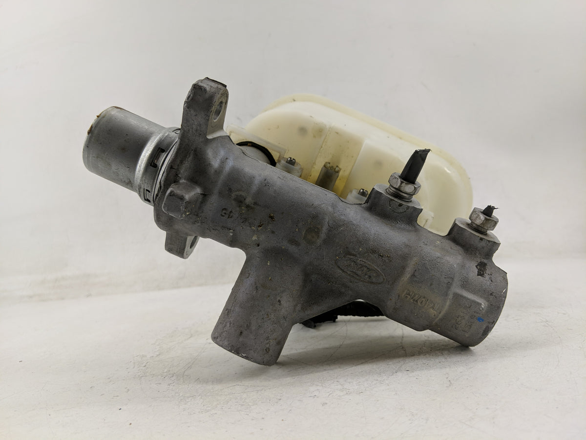 2018-2020 Ford F-150 Brake Master Cylinder 1311490 - Oemusedautoparts1.com