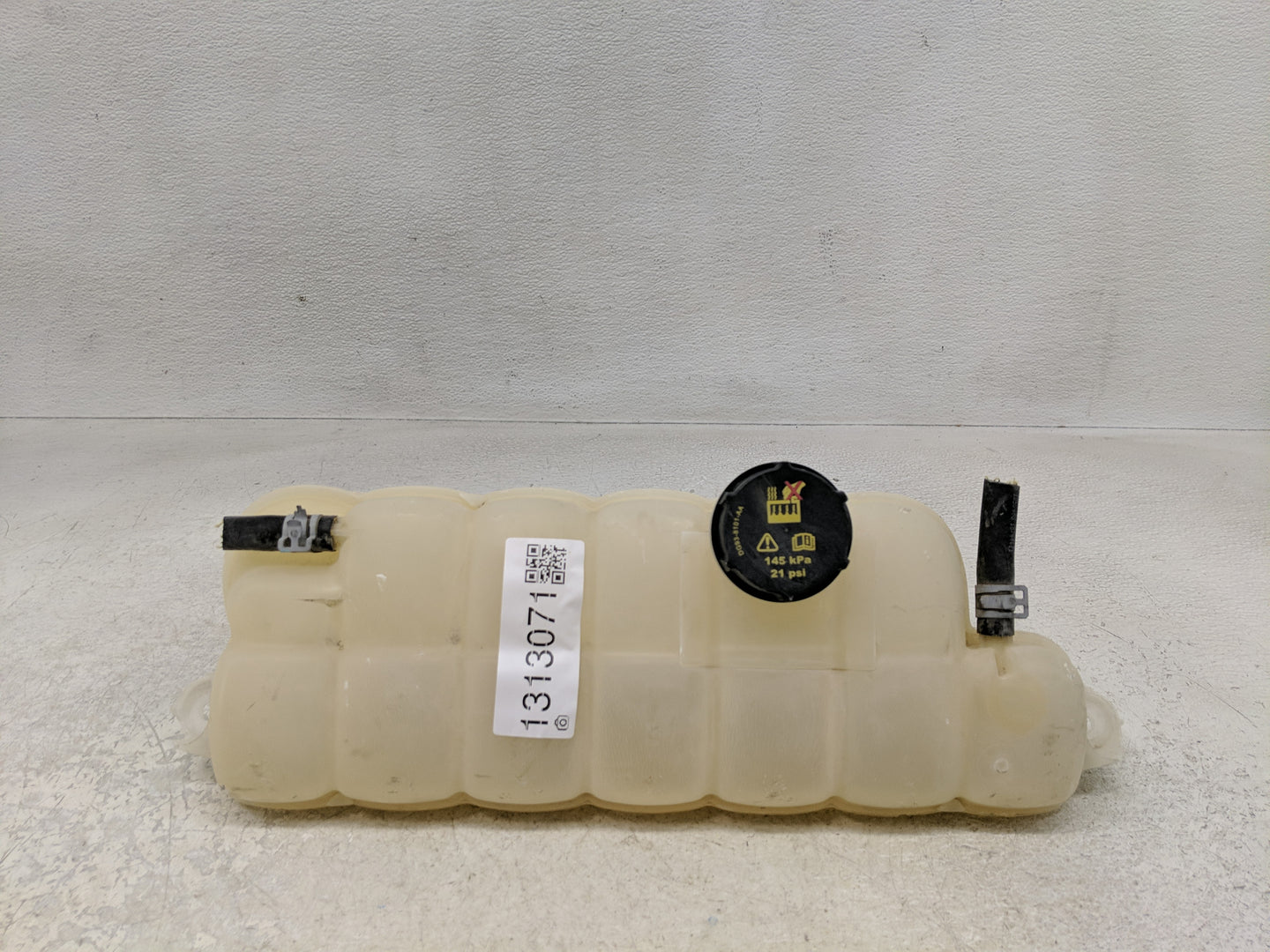 2018 Ford F-150 Radiator Coolant Overflow Expansion Tank Bottle - Oemusedautoparts1.com