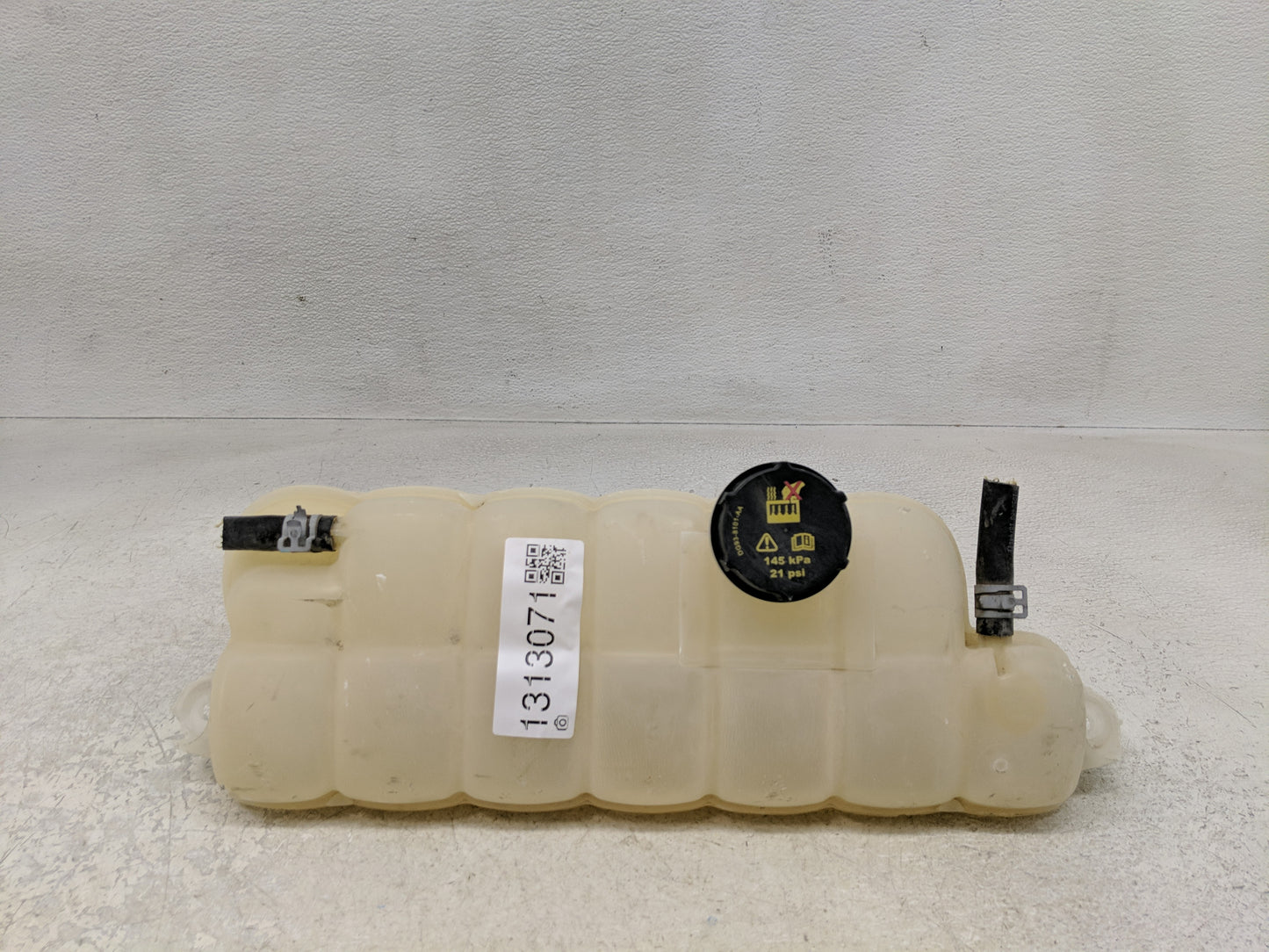 2018 Ford F-150 Radiator Coolant Overflow Expansion Tank Bottle - Oemusedautoparts1.com