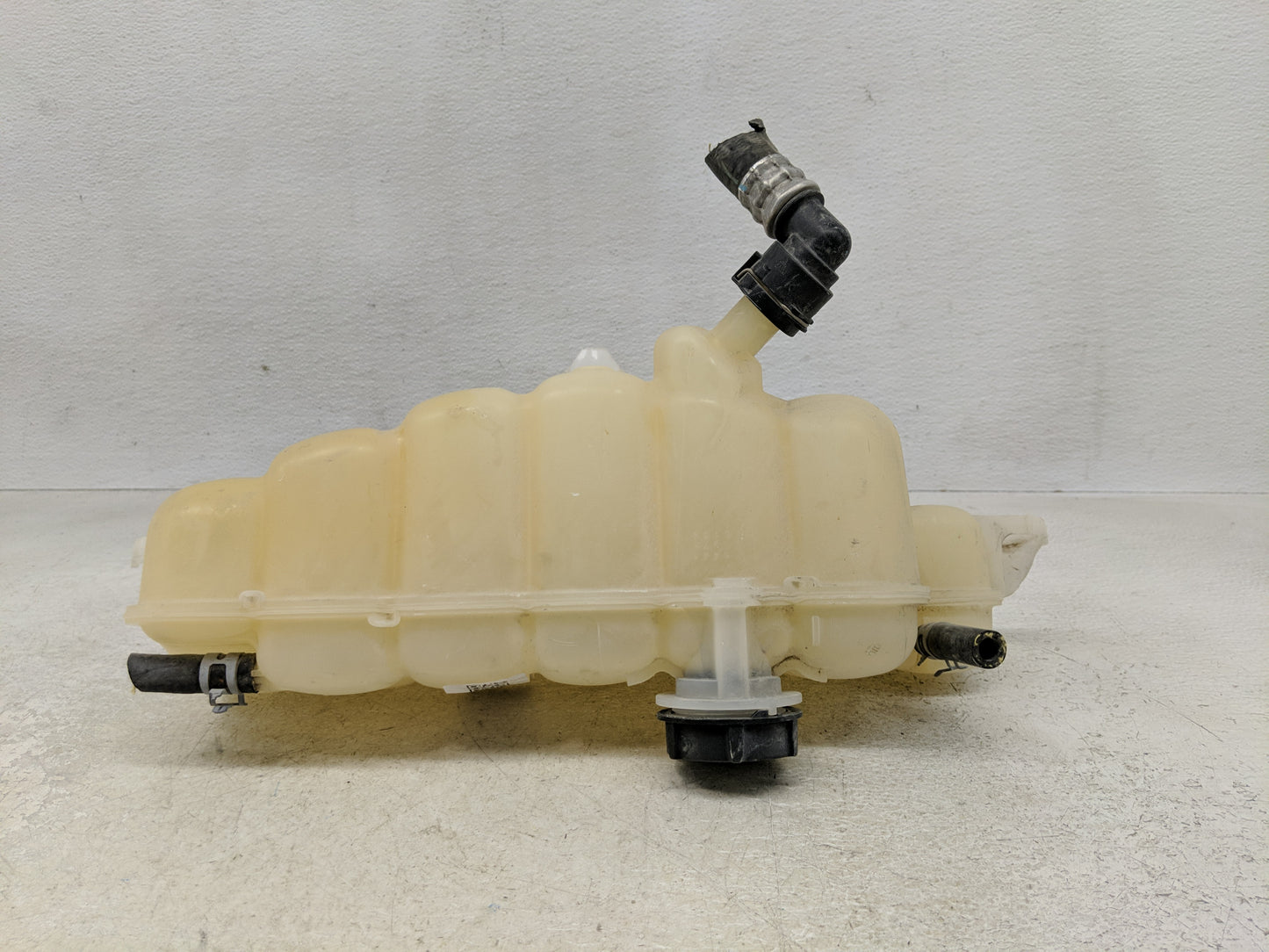 2018 Ford F-150 Radiator Coolant Overflow Expansion Tank Bottle - Oemusedautoparts1.com