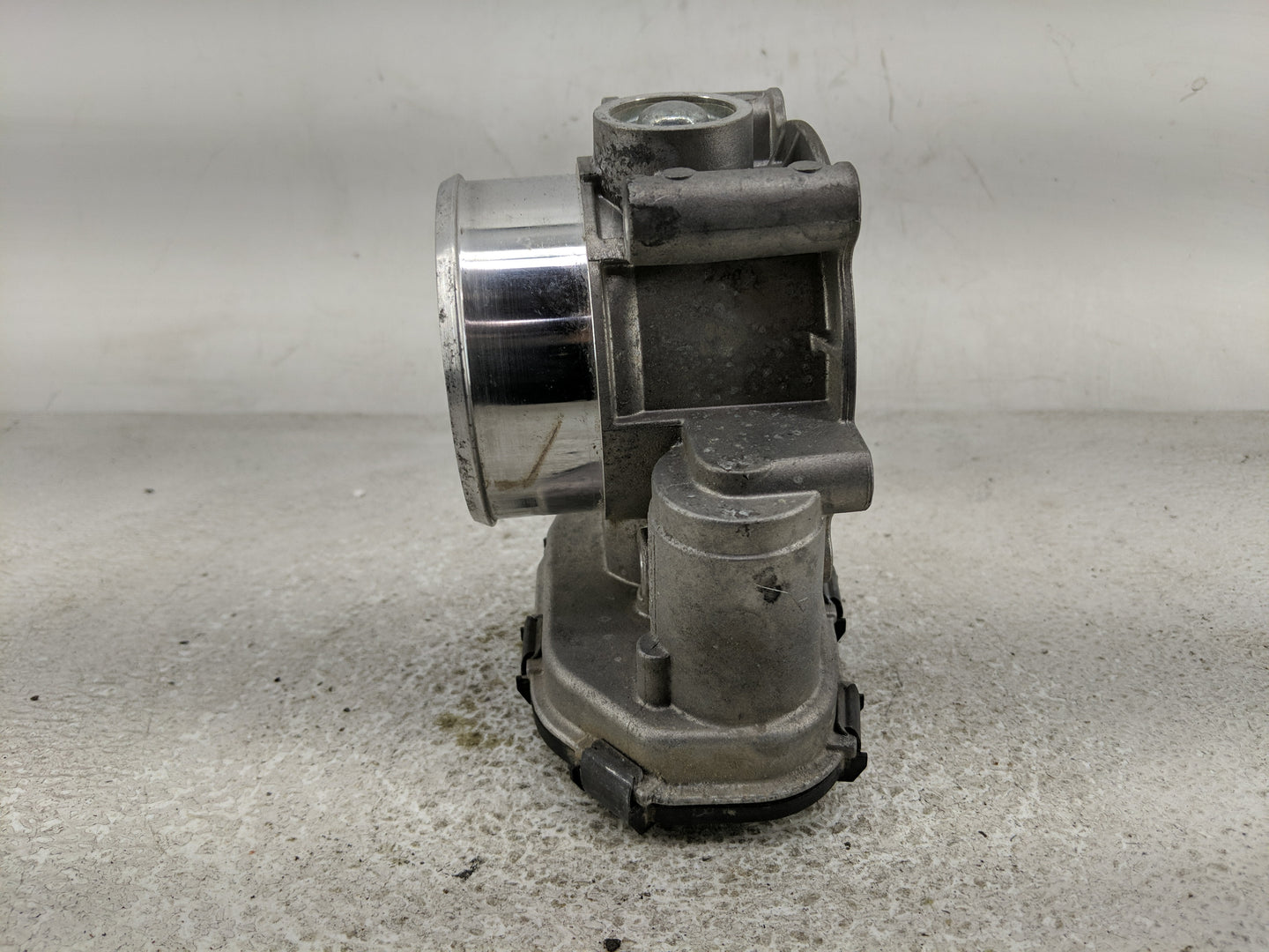 2017-2022 Ford F-150 Throttle Body P/N:HL3E 9F991 AA Fits Fits 2017 2018 2019 2020 2021 2022 OEM Used Auto Parts - Oemusedau