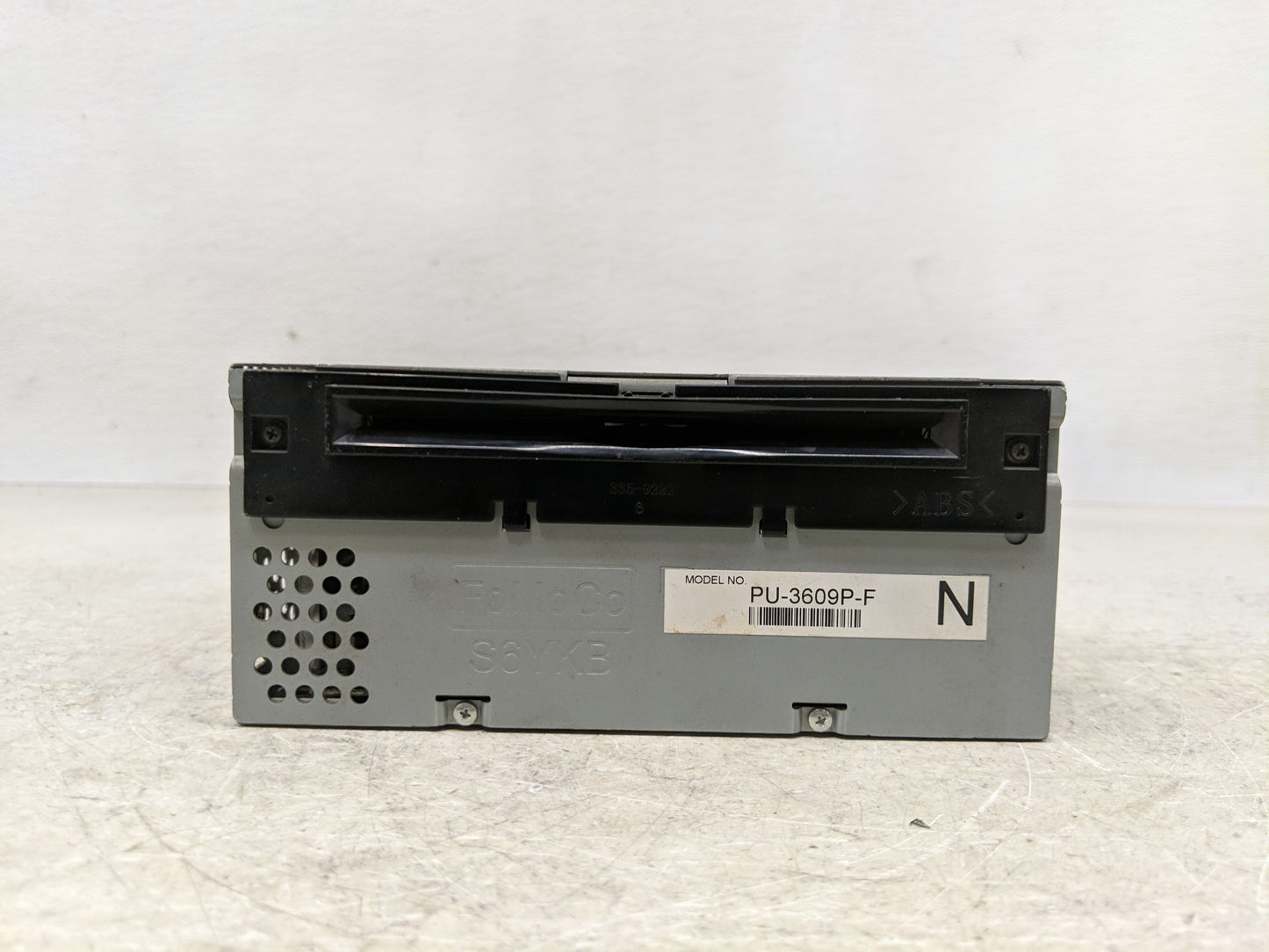 2017-2018 Ford F-150 Radio AM FM Cd Player Receiver Replacement P/N:JL3T-19C107-AA Fits Fits 2017 2018 OEM Used Auto Parts -