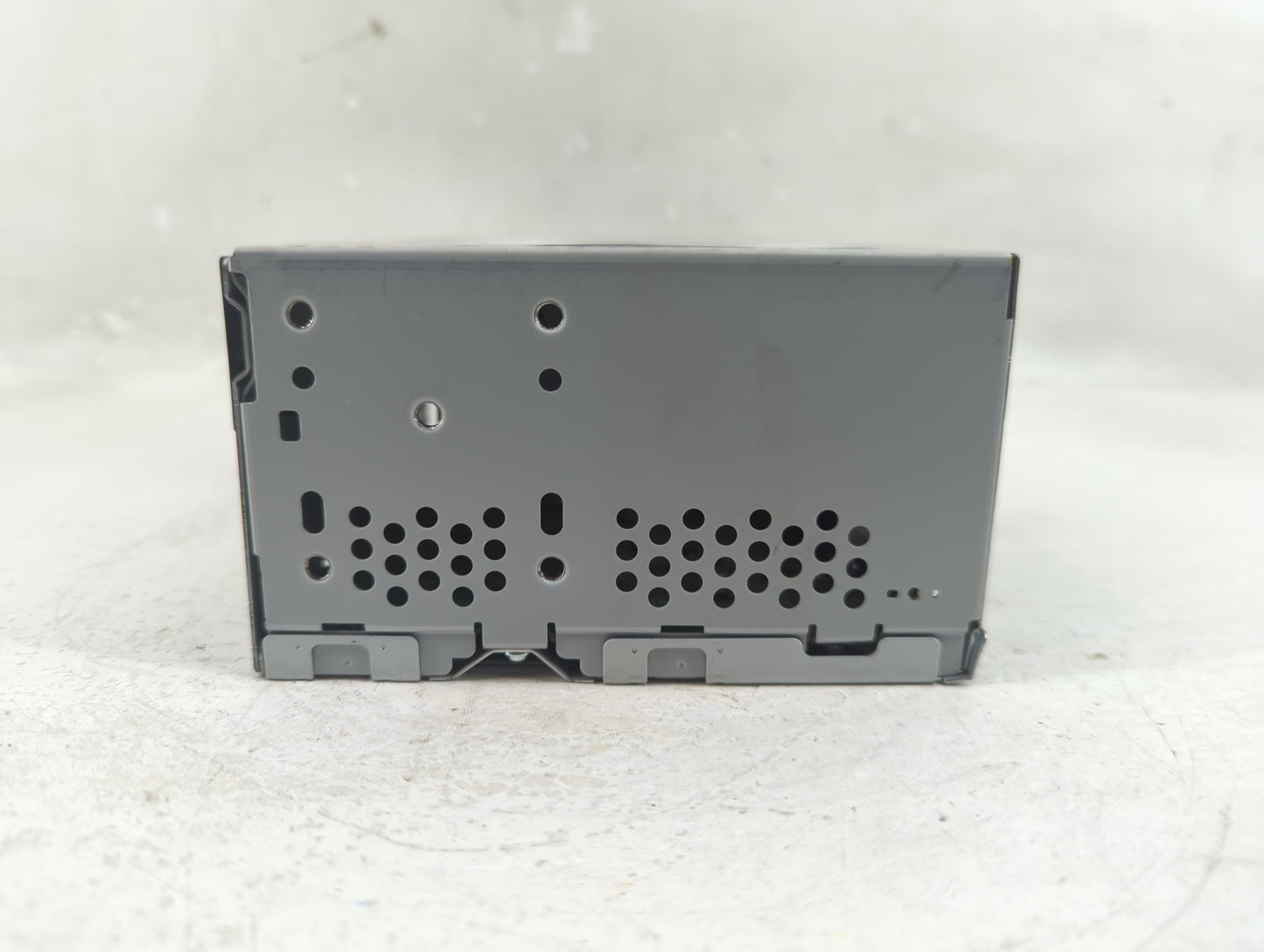 2017-2018 Ford F-150 Radio AM FM Cd Player Receiver Replacement P/N:JL3T-19C107-AA Fits Fits 2017 2018 OEM Used Auto Parts -
