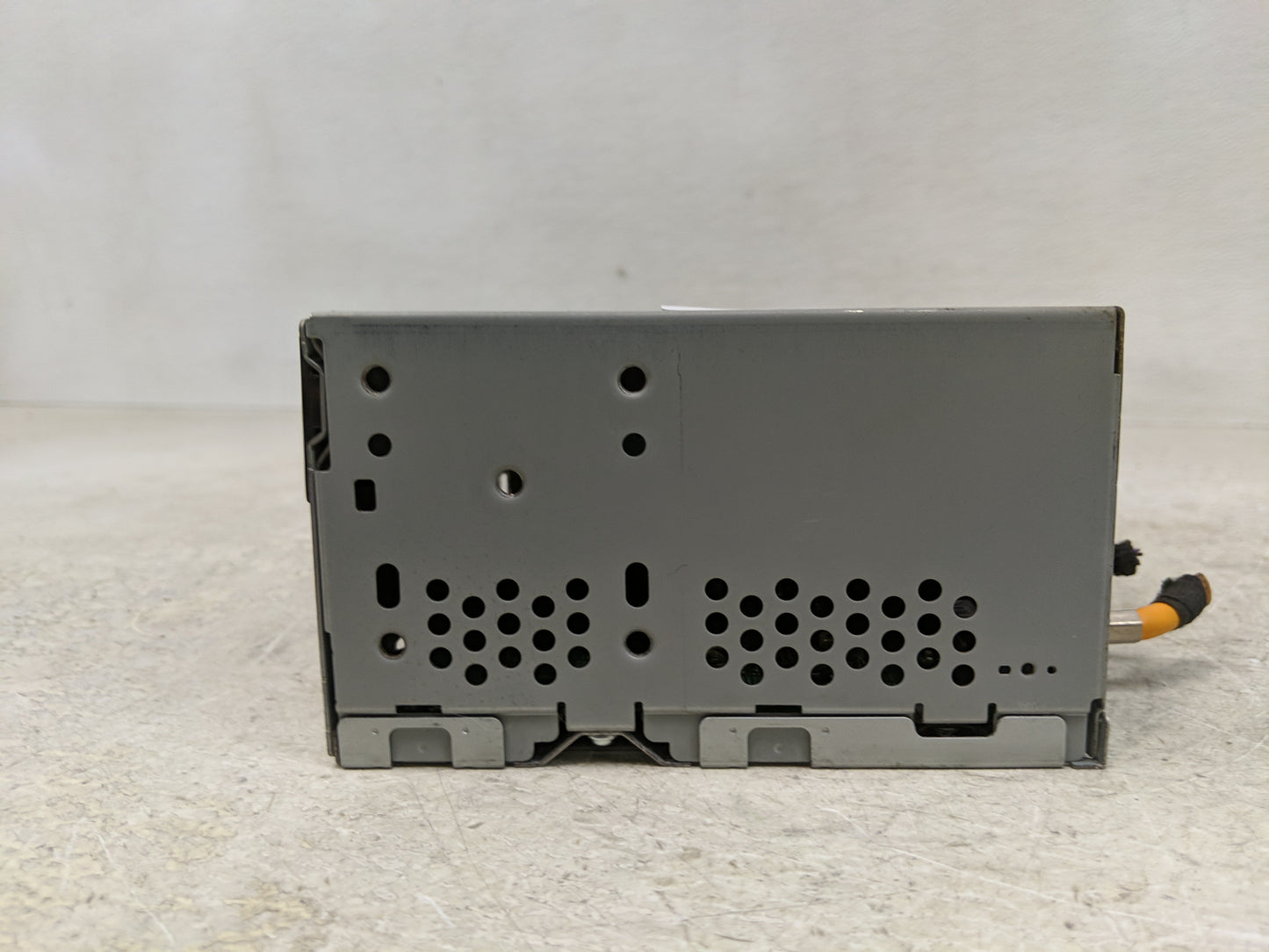 2017-2018 Ford F-150 Radio AM FM Cd Player Receiver Replacement P/N:JL3T-19C107-AA Fits Fits 2017 2018 OEM Used Auto Parts -