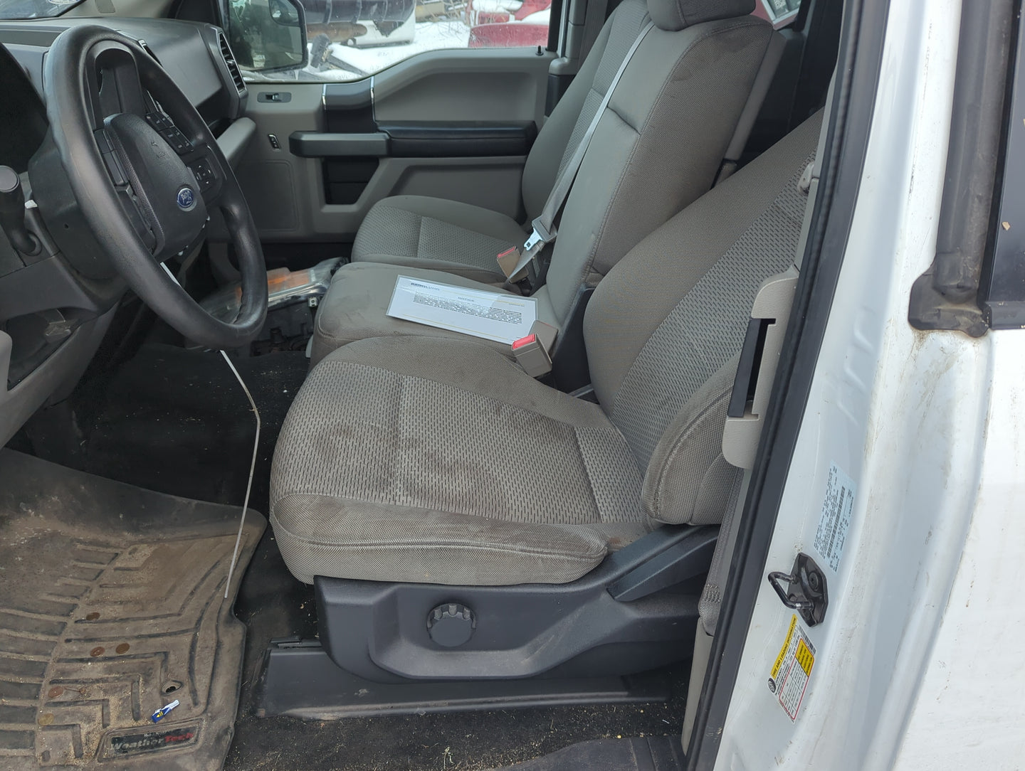 2018-2020 Ford F-150 Driver Front Seat Oem 1361712 - Oemusedautoparts1.com