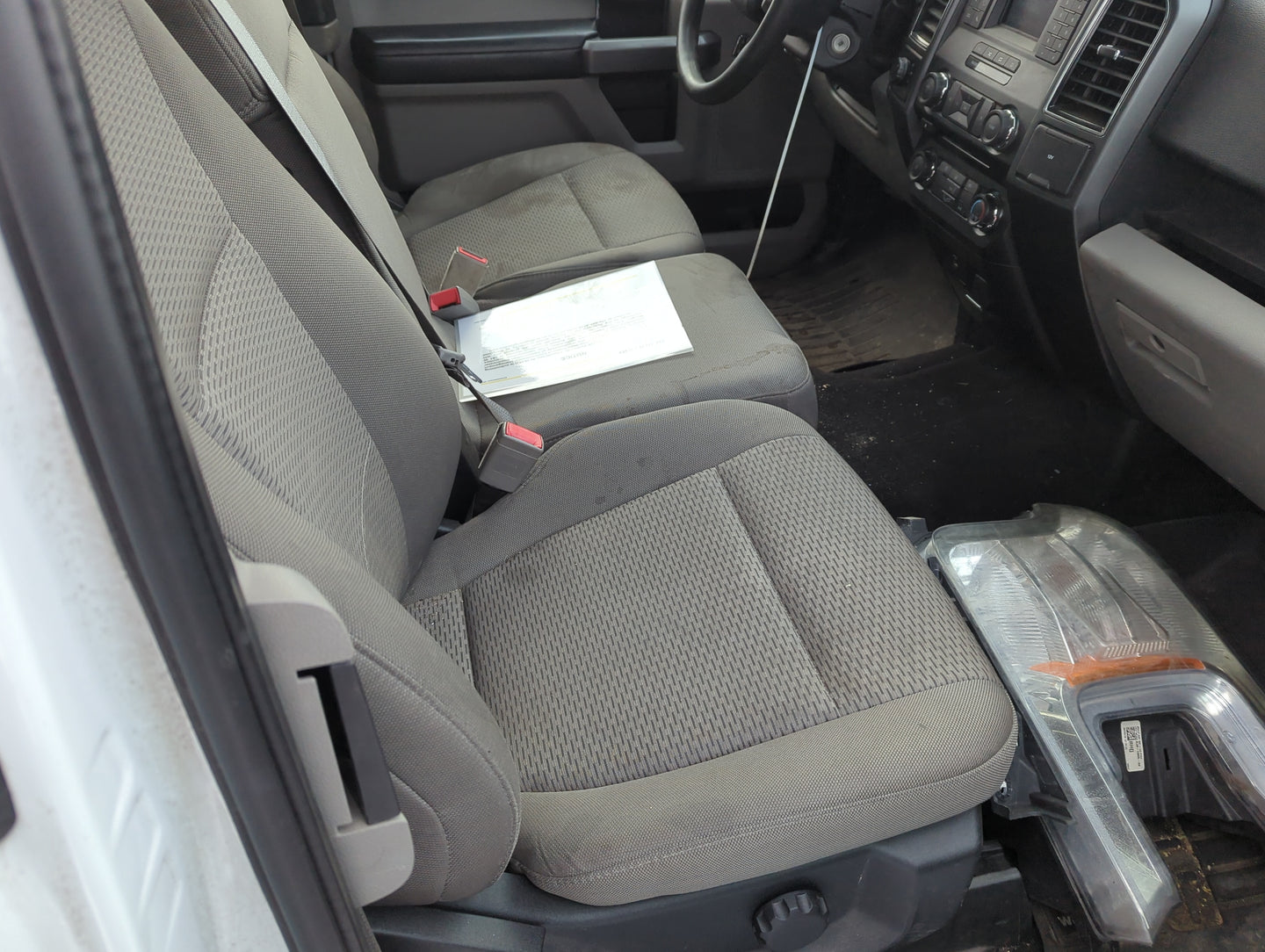 2018-2020 Ford F-150 Passenger Front Seat Oem 1361713 - Oemusedautoparts1.com